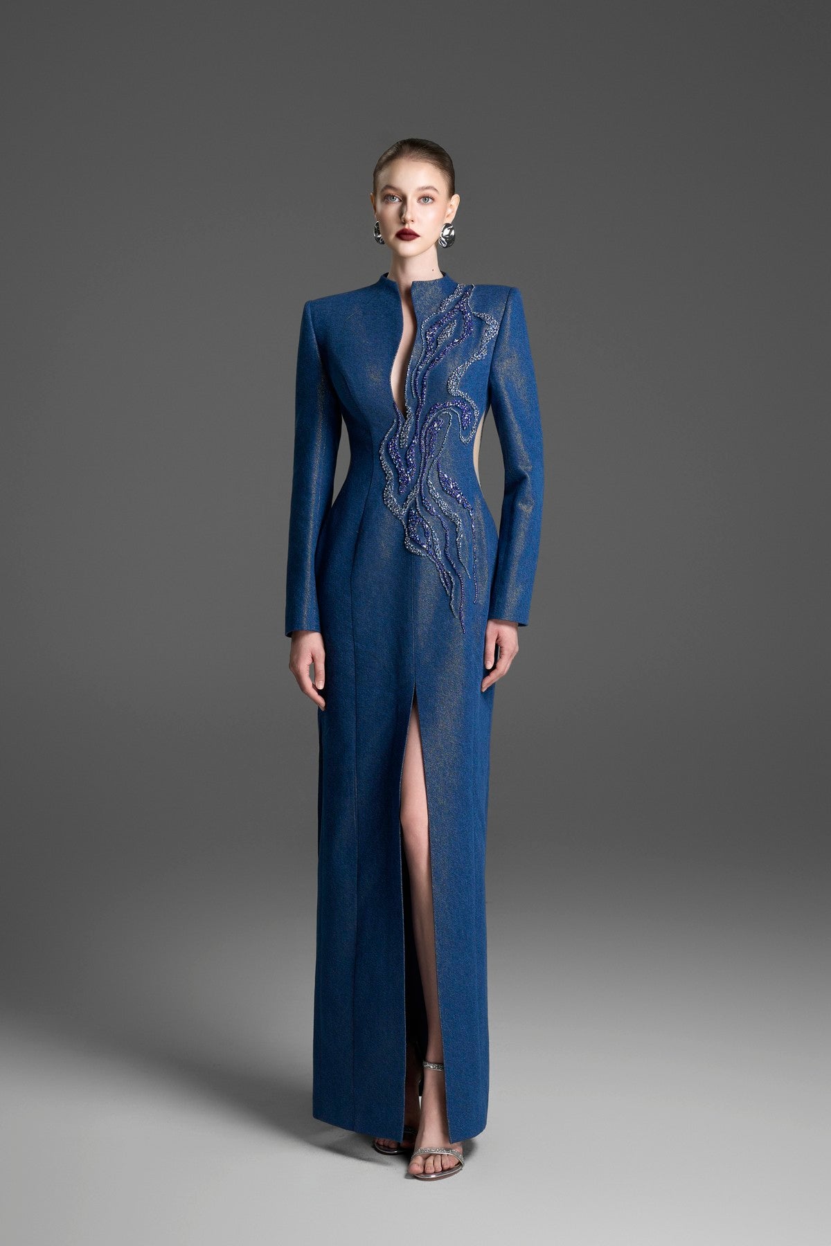 GVLUX Sapphire Contour denim evening gown | فستان سافاير كونتور من الدينيم من GVLUX