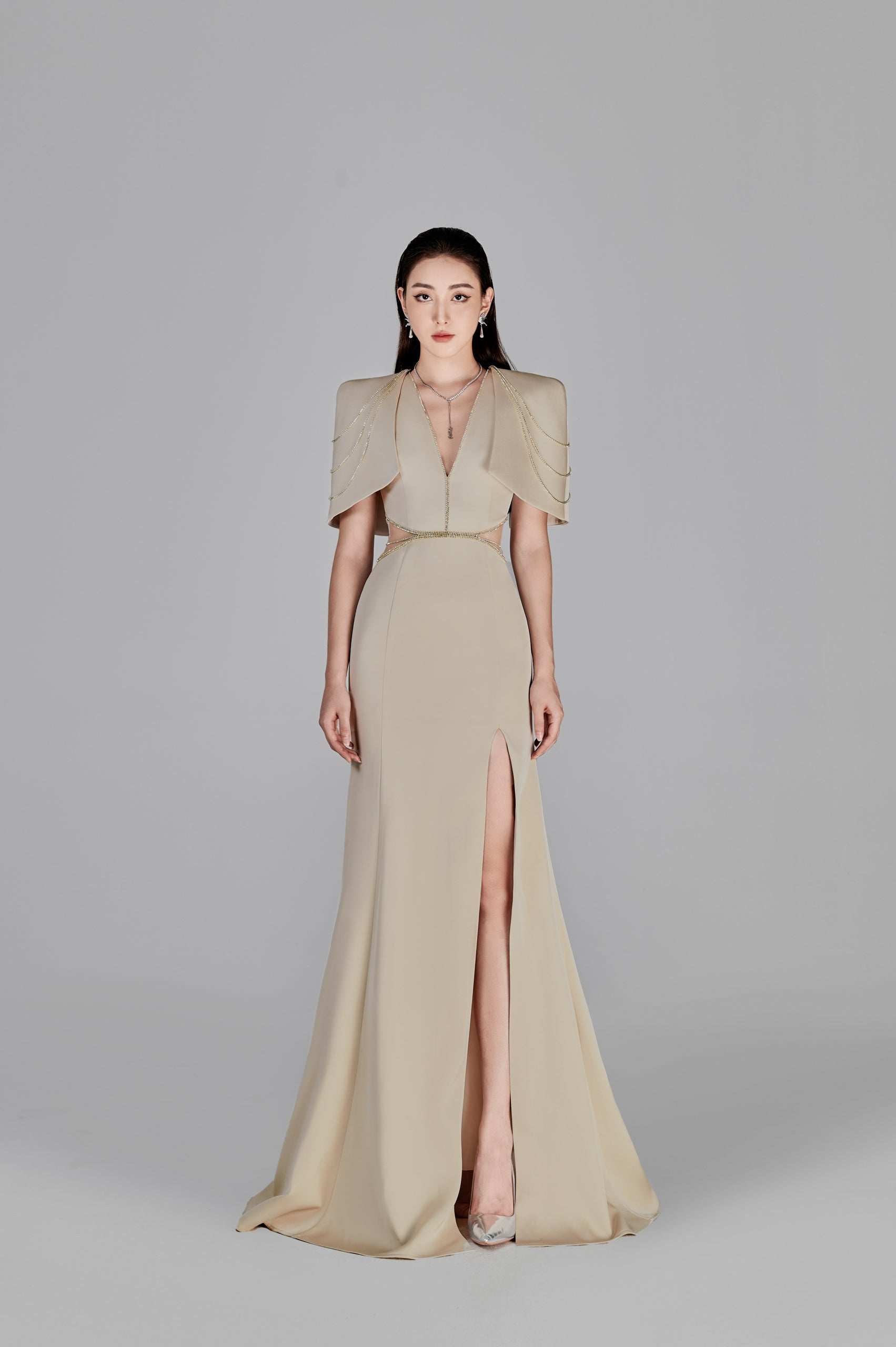 Calista Deep V-neck Fishtail Gown