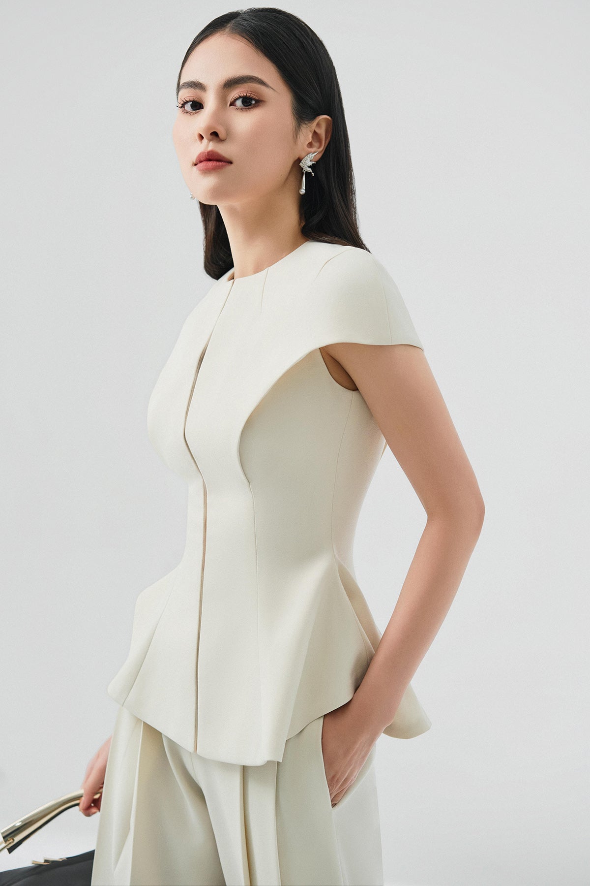 Grainne Cpped Sleeves Peplum Shirt