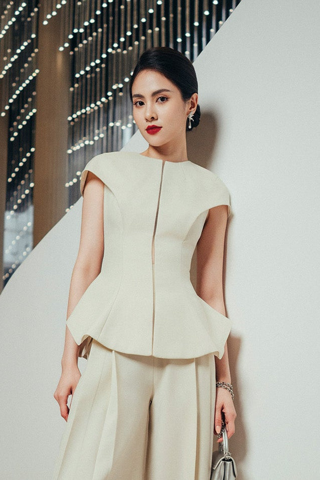 Grainne Cpped Sleeves Peplum Shirt