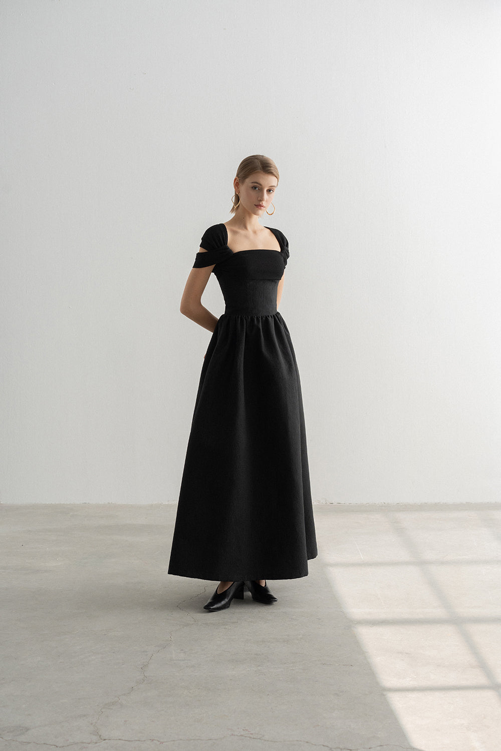 Luluna A-line Midi Dress