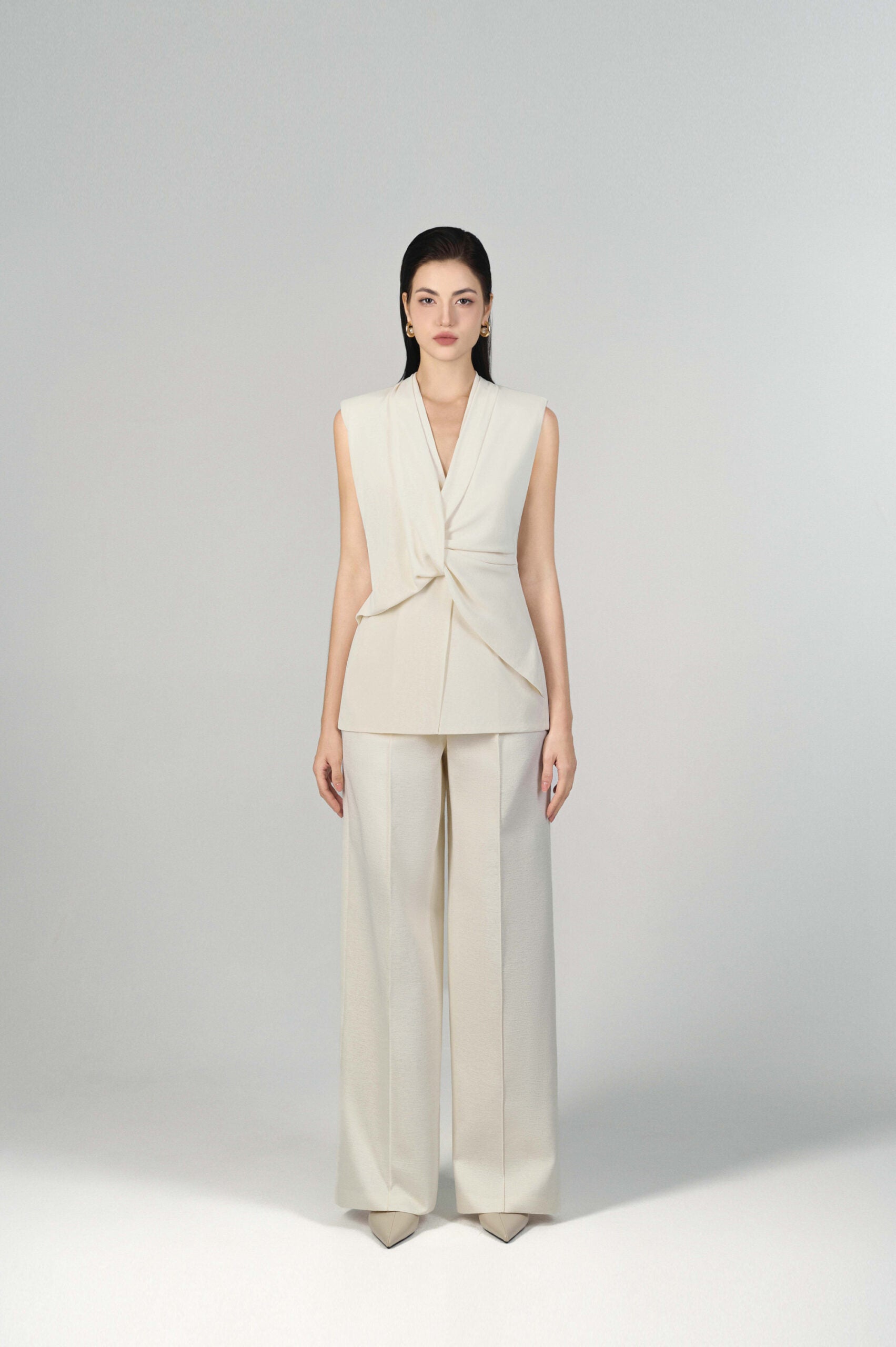 Mia Wide-leg Pleated Pants