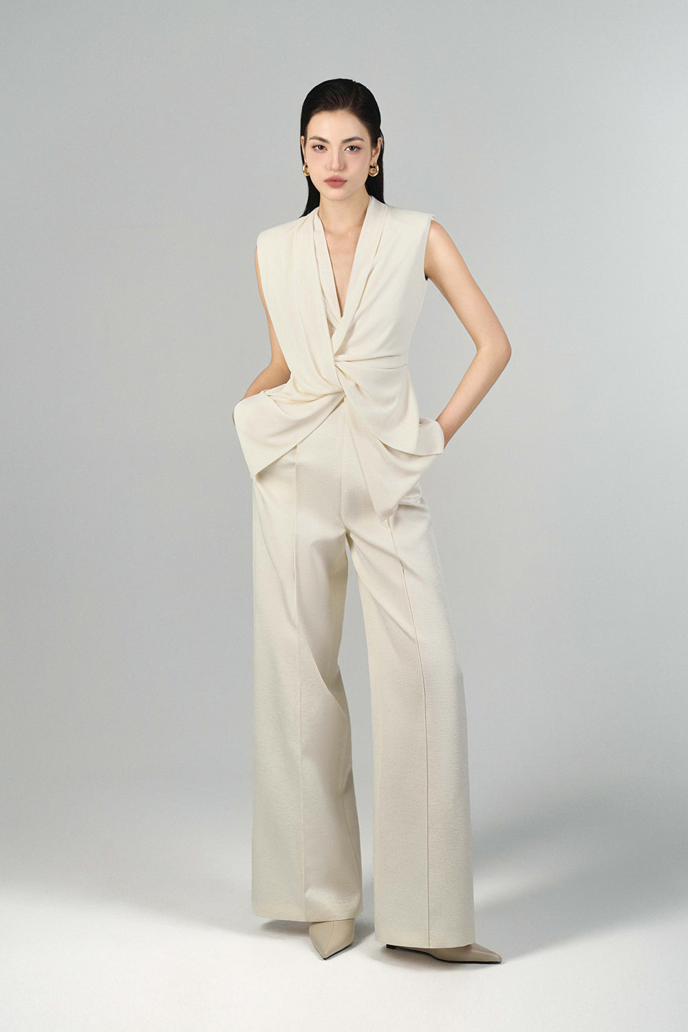 Mia Wide-leg Pleated Pants