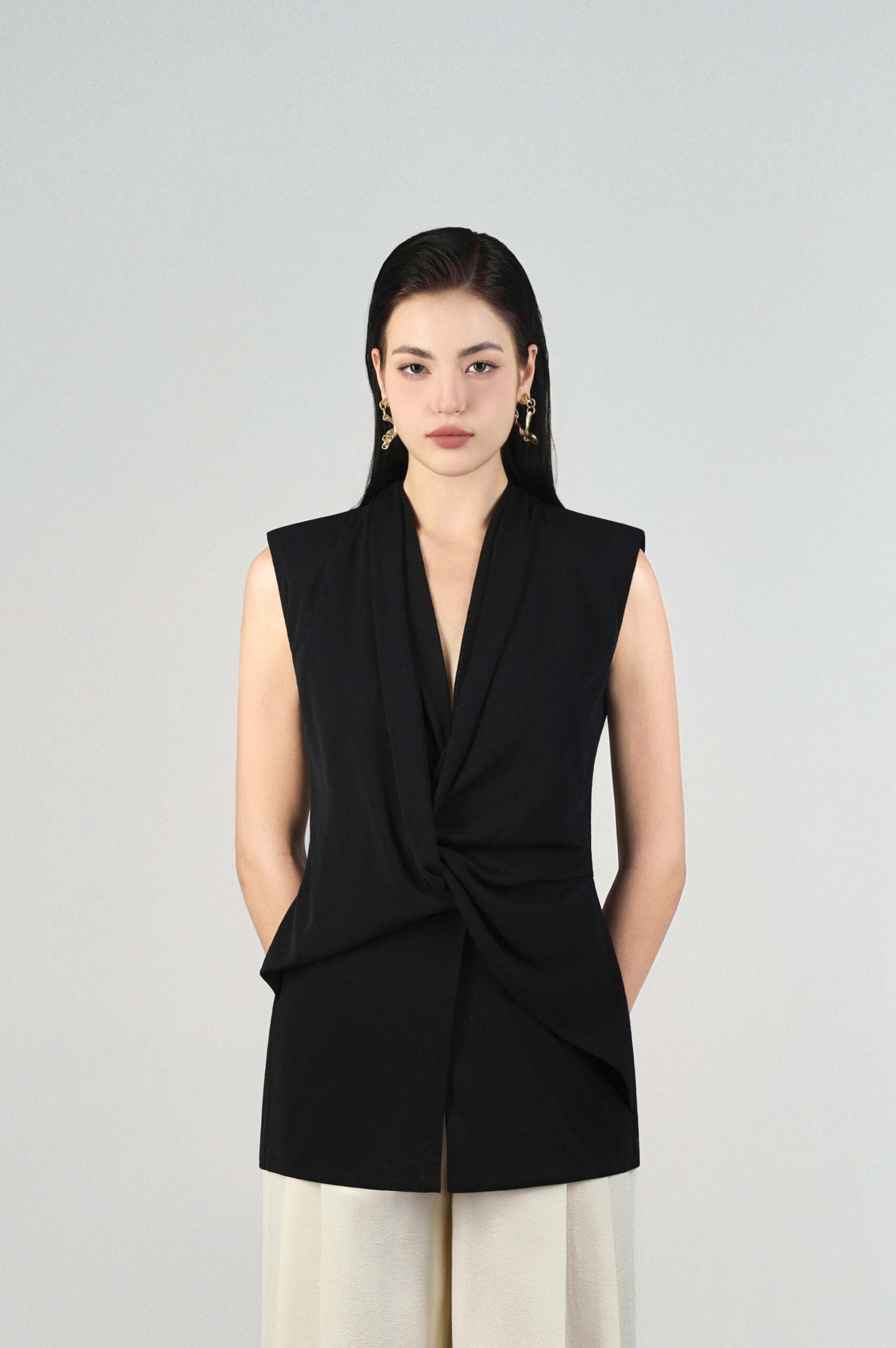 Scarlett Sleeveless Peplum Top