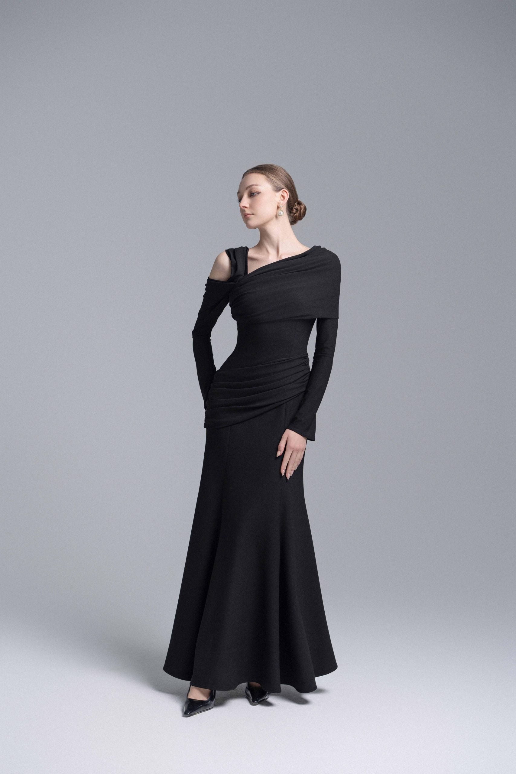 Black Twisted Shoulder Midi Dress