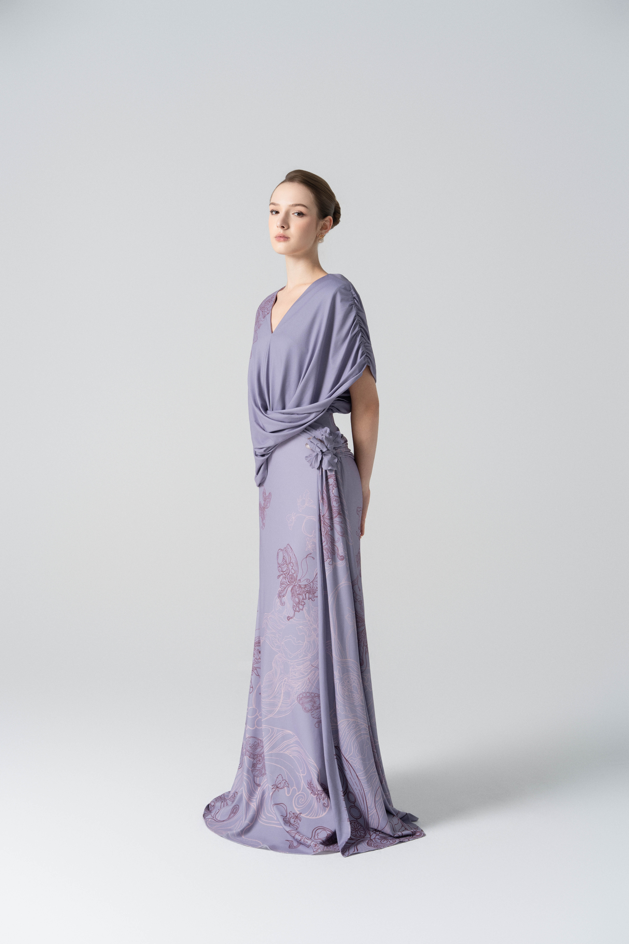 Amethyst Glow Fishtail Dress in Pale Peach