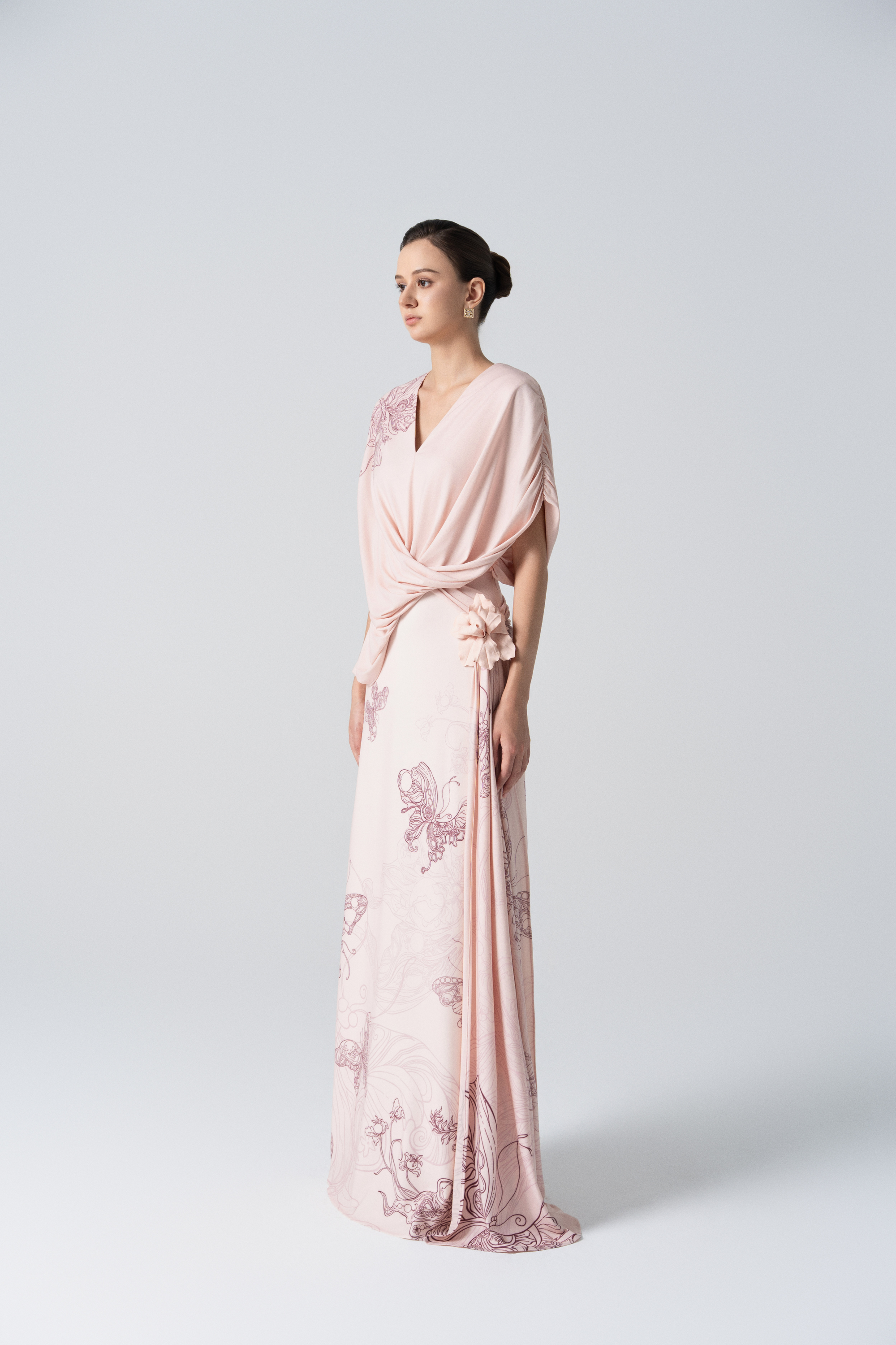 Amethyst Glow Fishtail Dress in Pale Peach