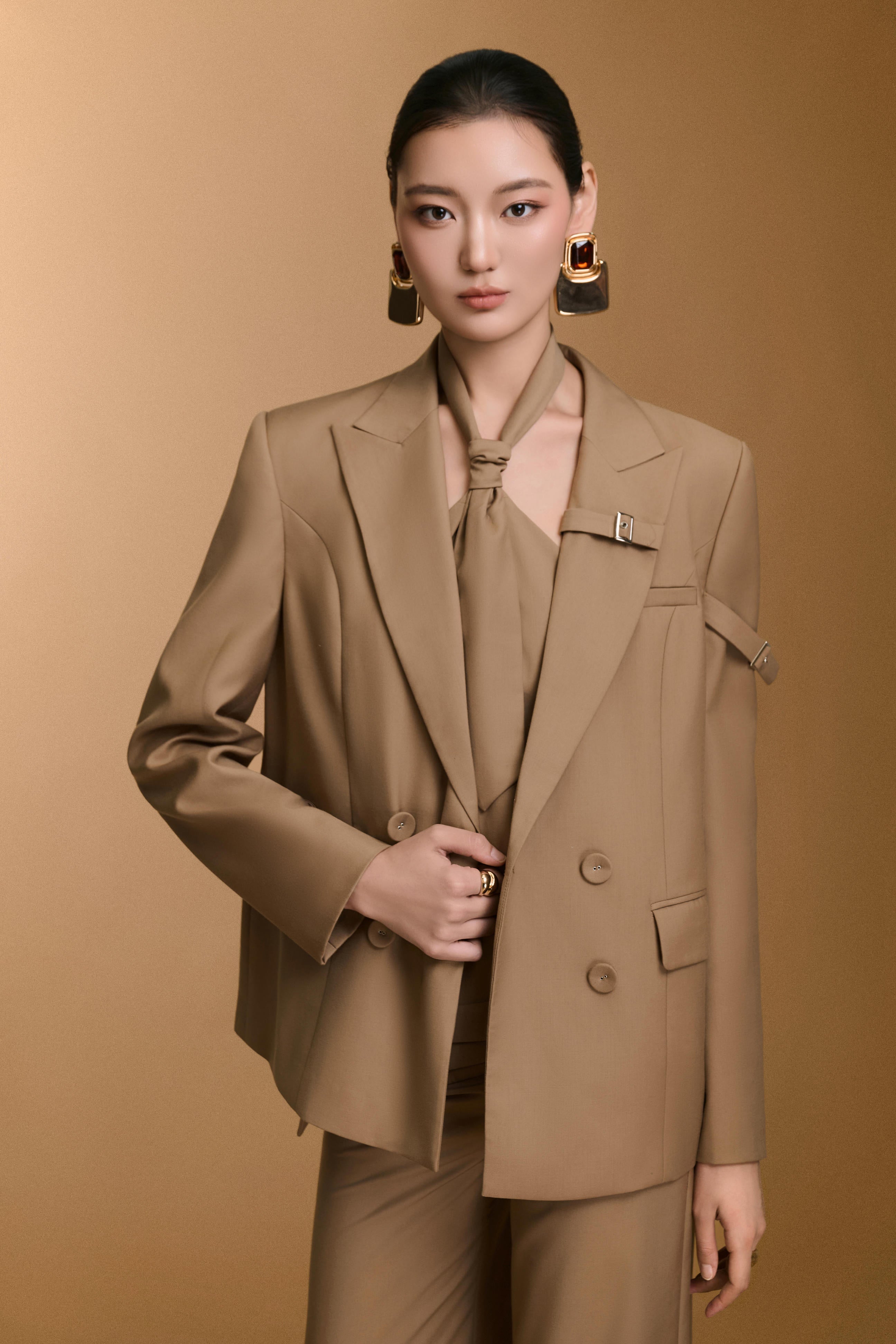 Ceci Blazer