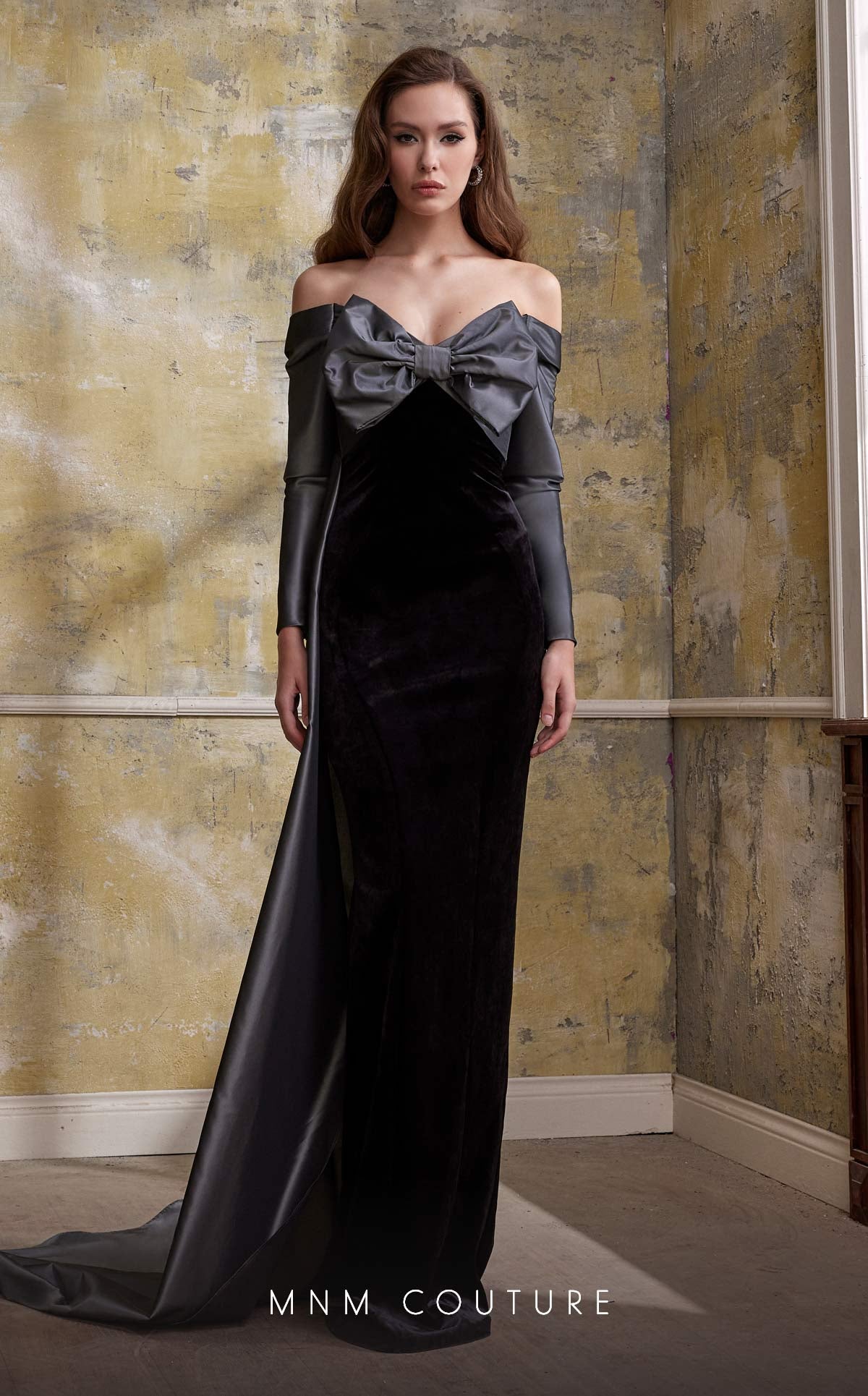 Black Strapless Evening Gown N0565