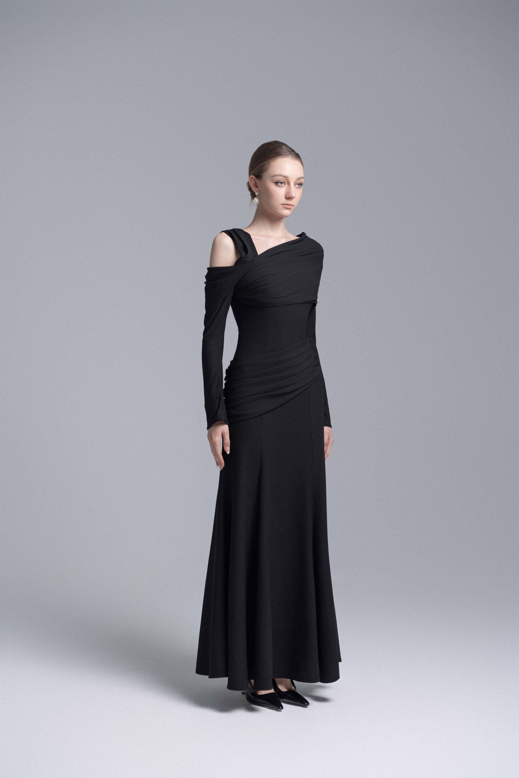 Black Twisted Shoulder Midi Dress