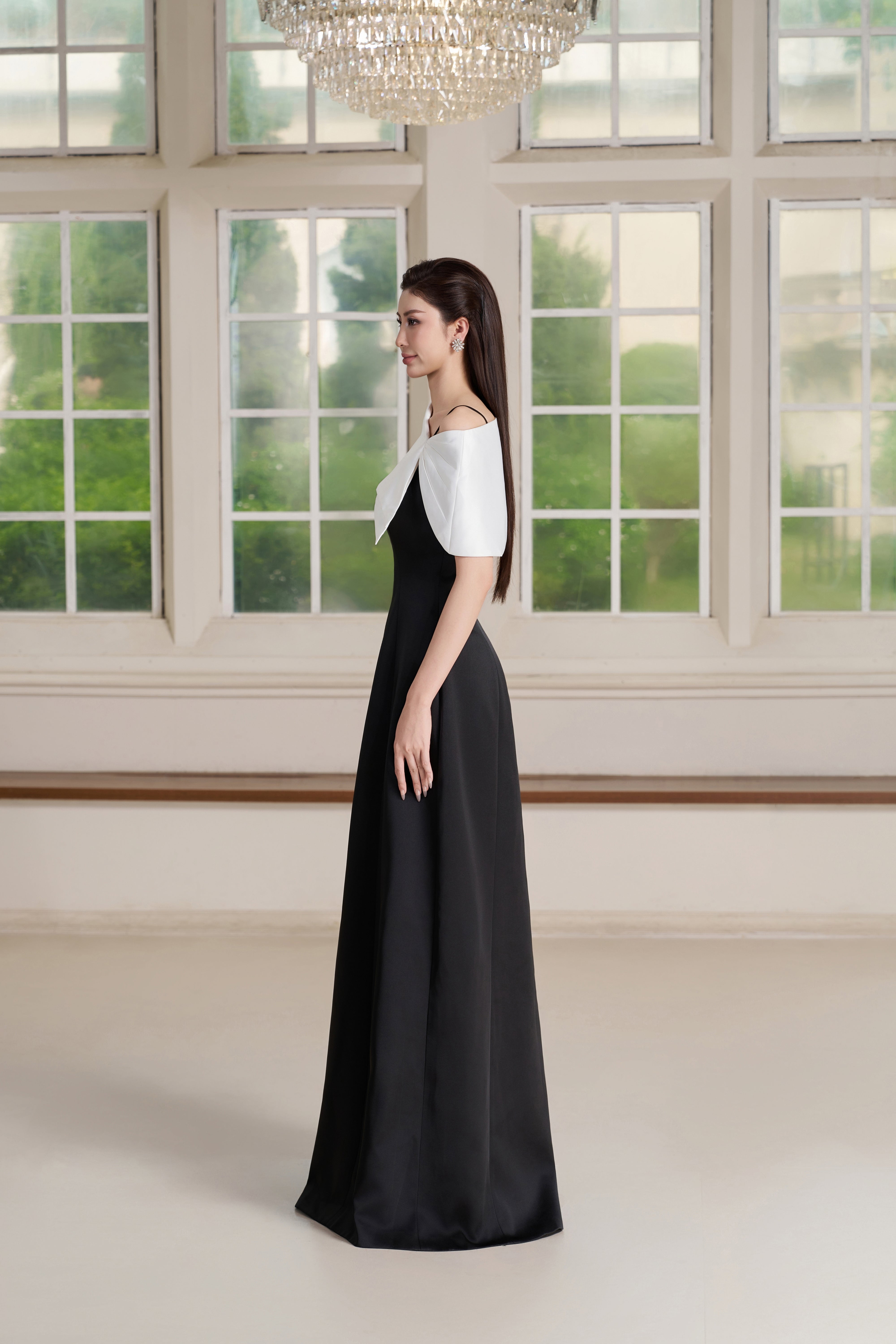Via Dress – Black Maxi Dress