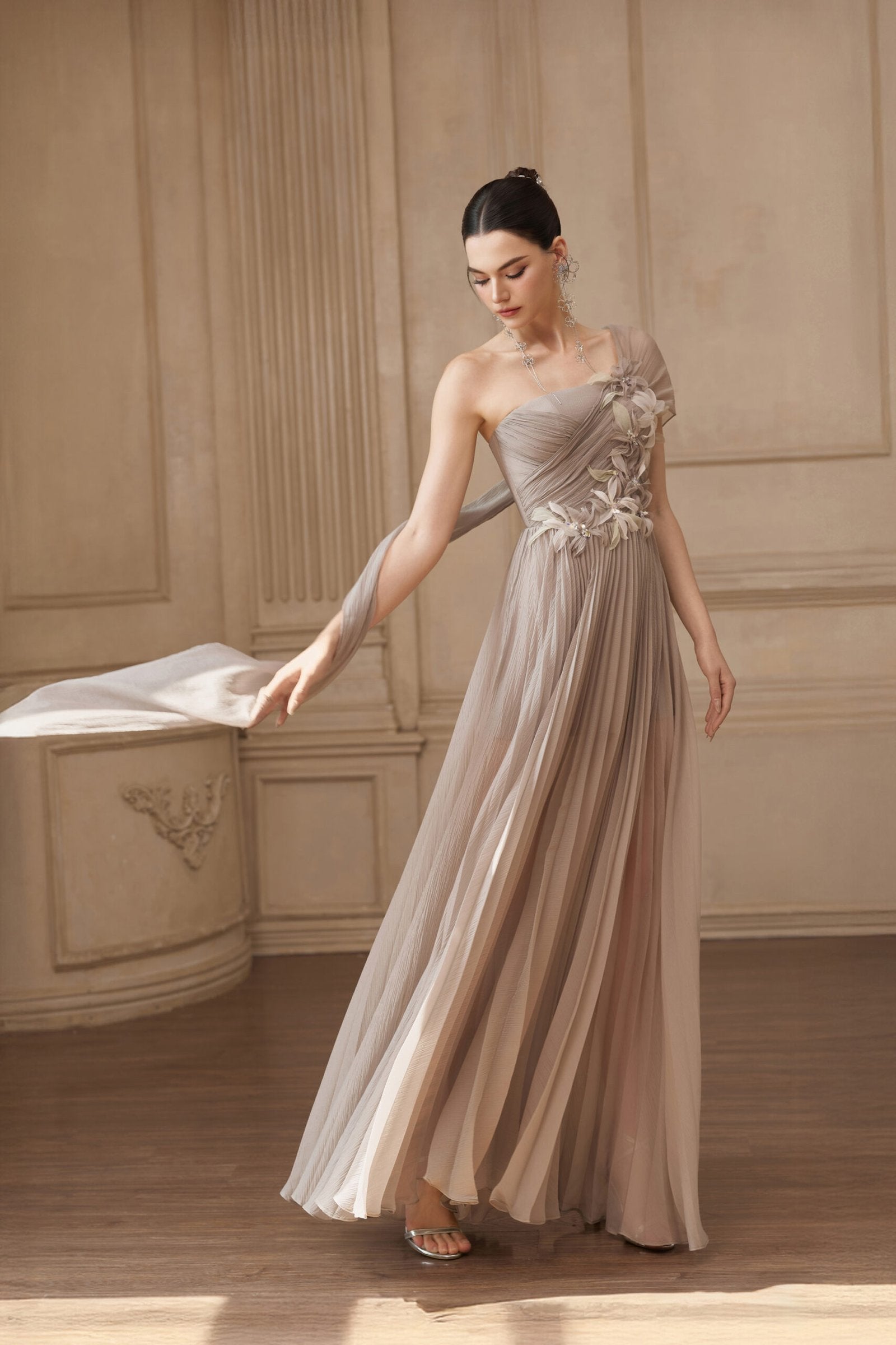 DELINA DRESS image 1