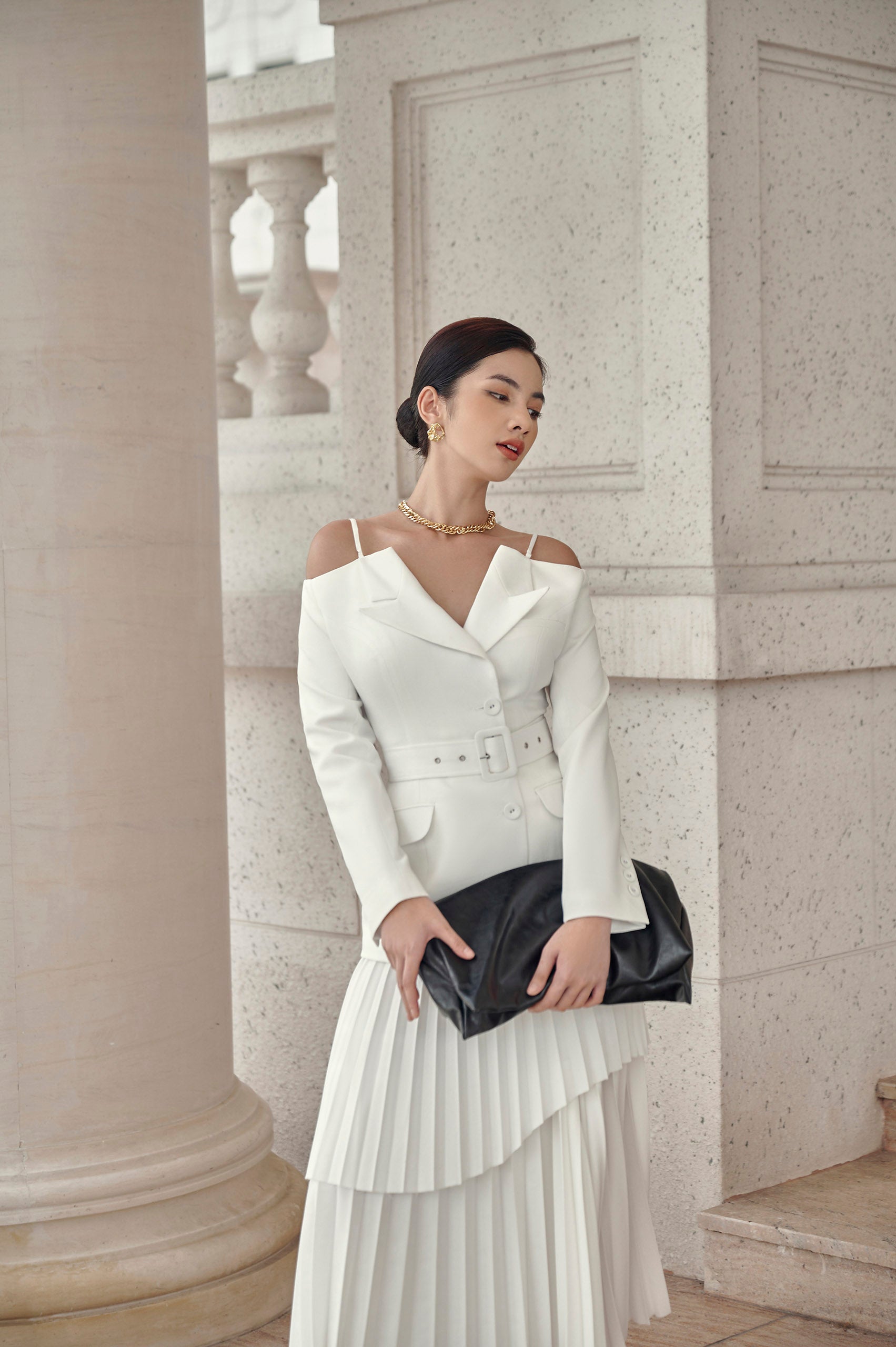 Elodie White Off-shoulder Blazer