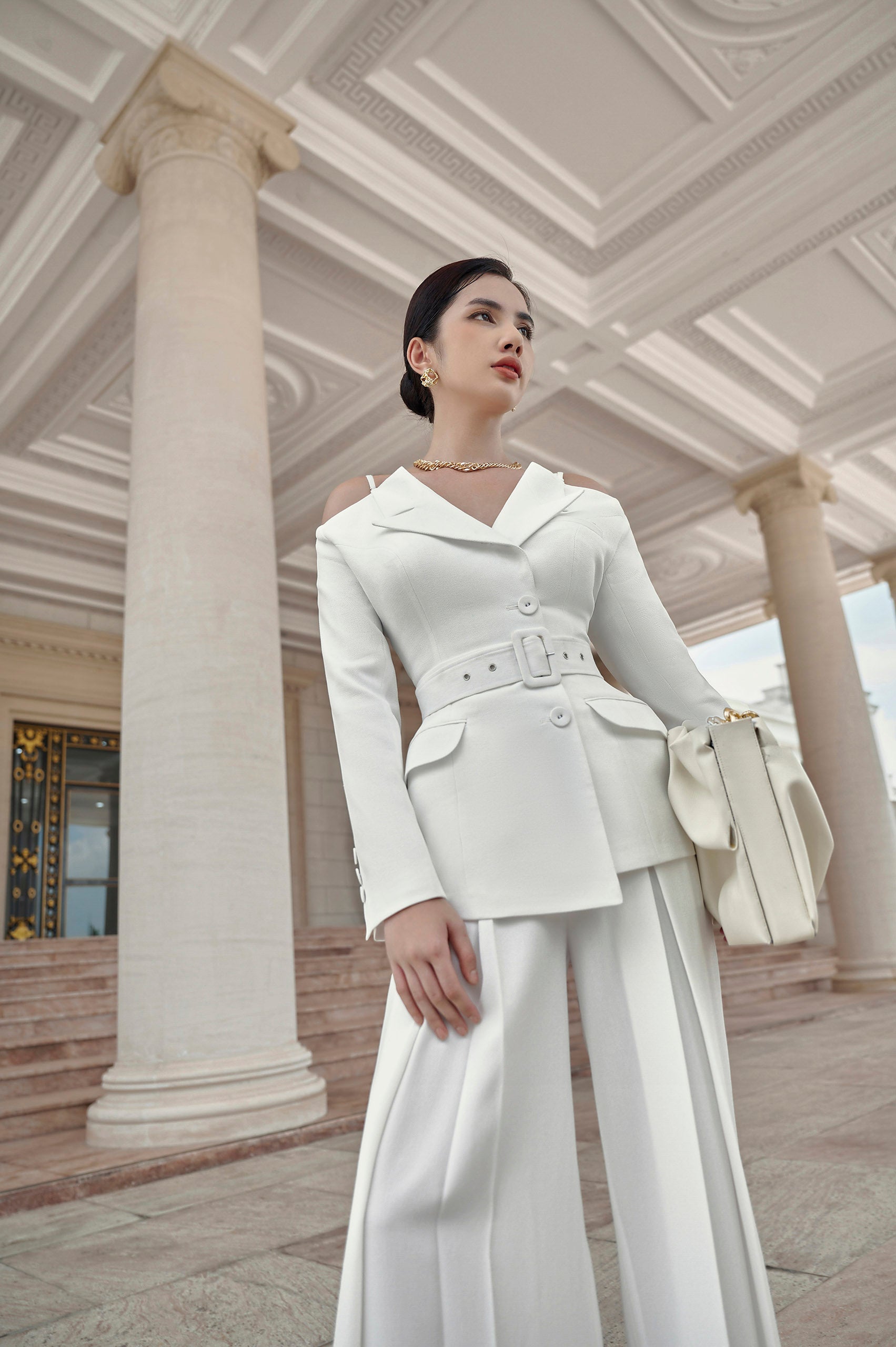 Elodie White Off-shoulder Blazer