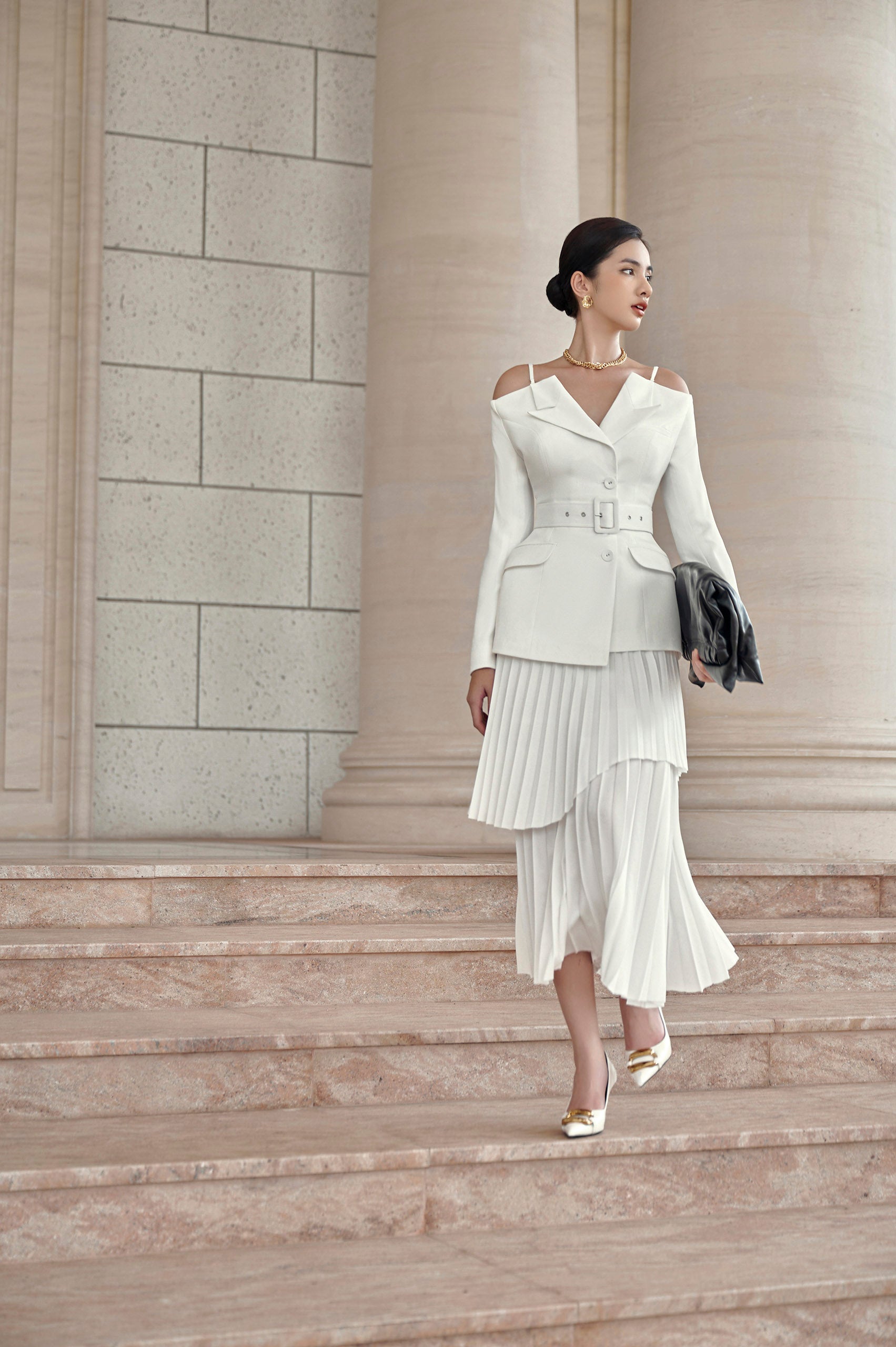 Elodie White Off-shoulder Blazer