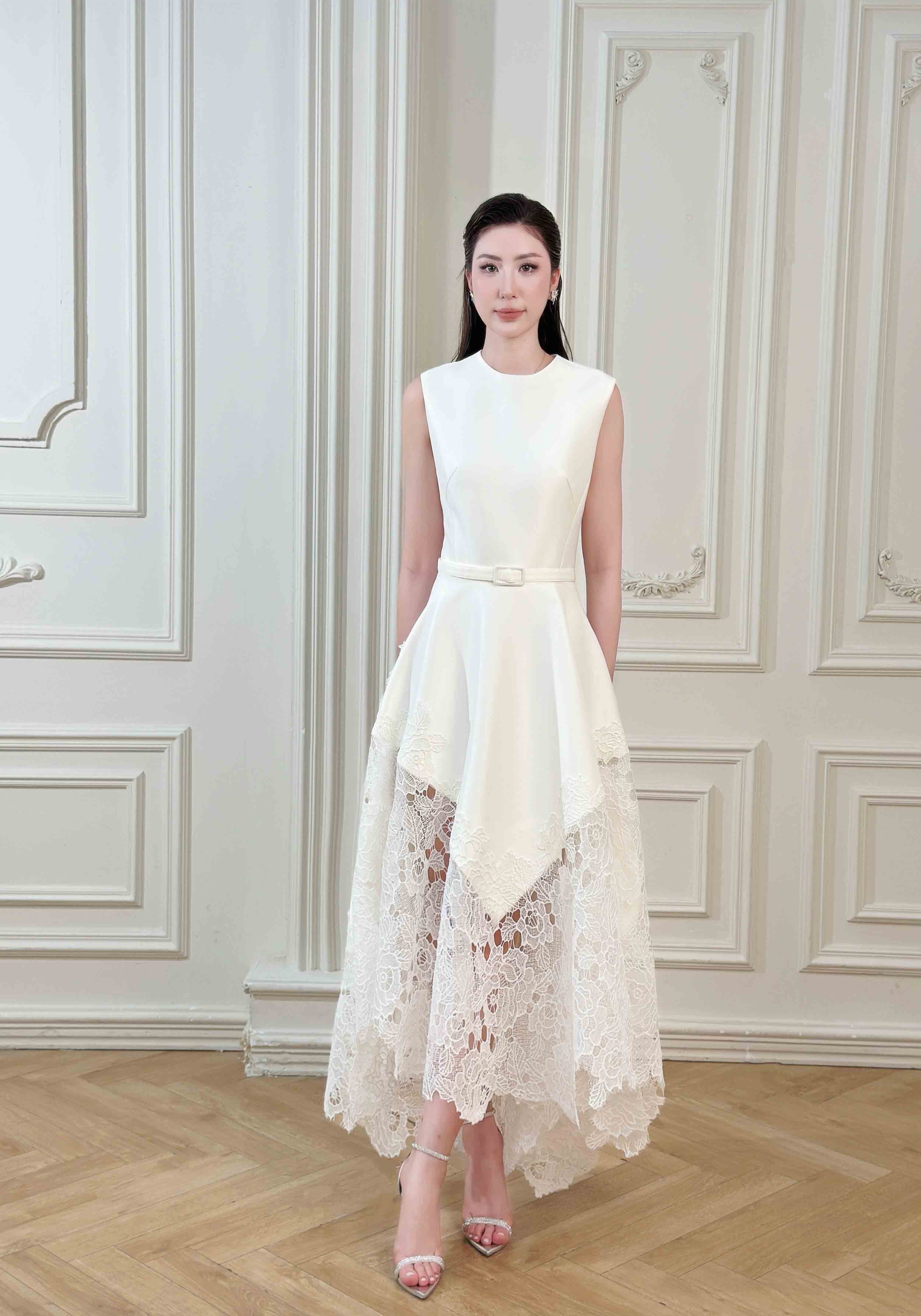 Elyn Dress – White Swan Midi Dress