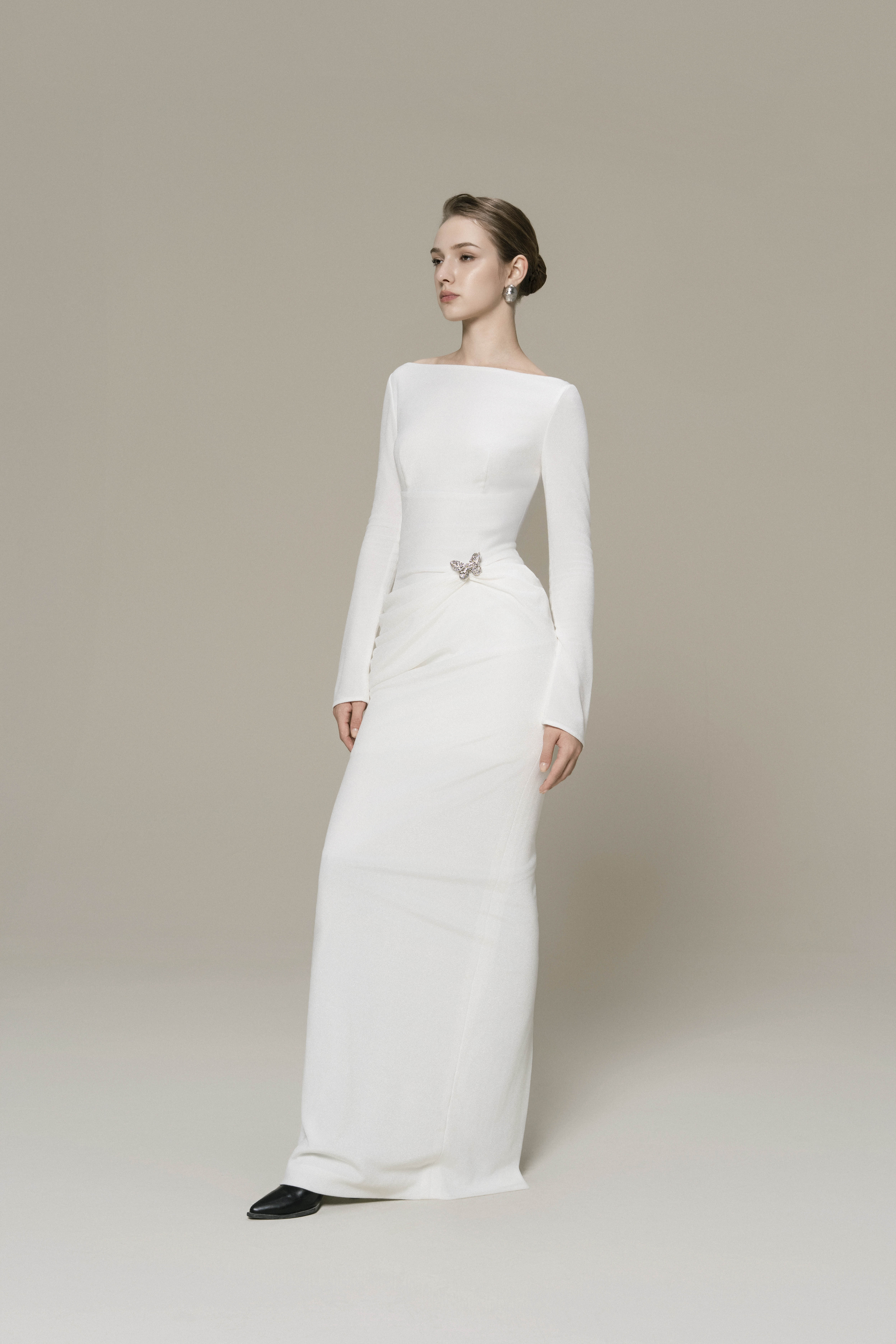Ethereal Curve Pencil Gown