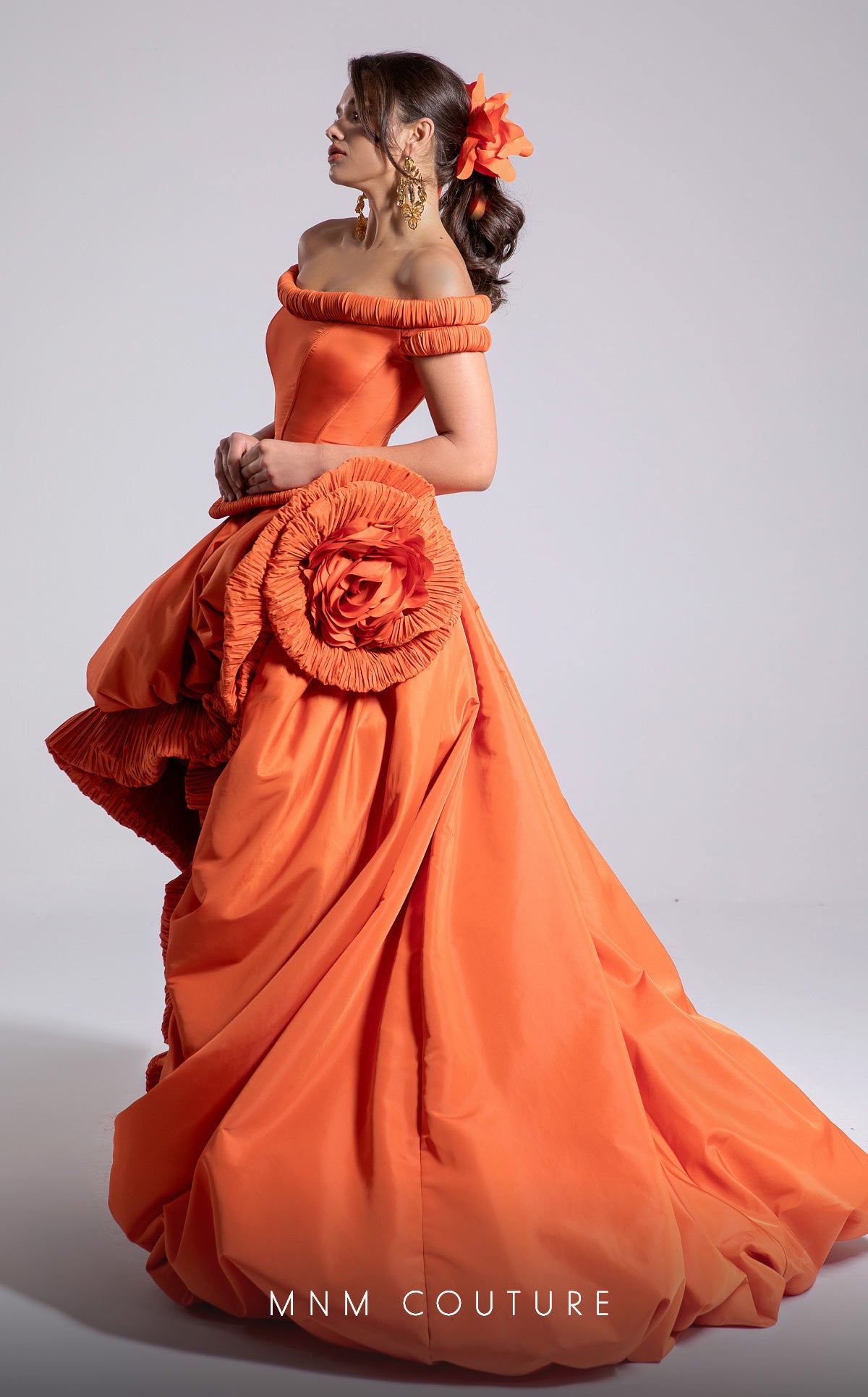Radiant Taffeta Bloom with Draped Elegance F02913