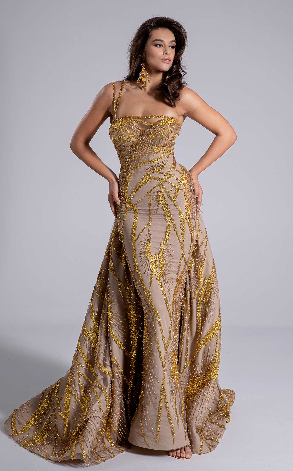 Radiant Gold Masterpiece with Opulent Embroidery F02914