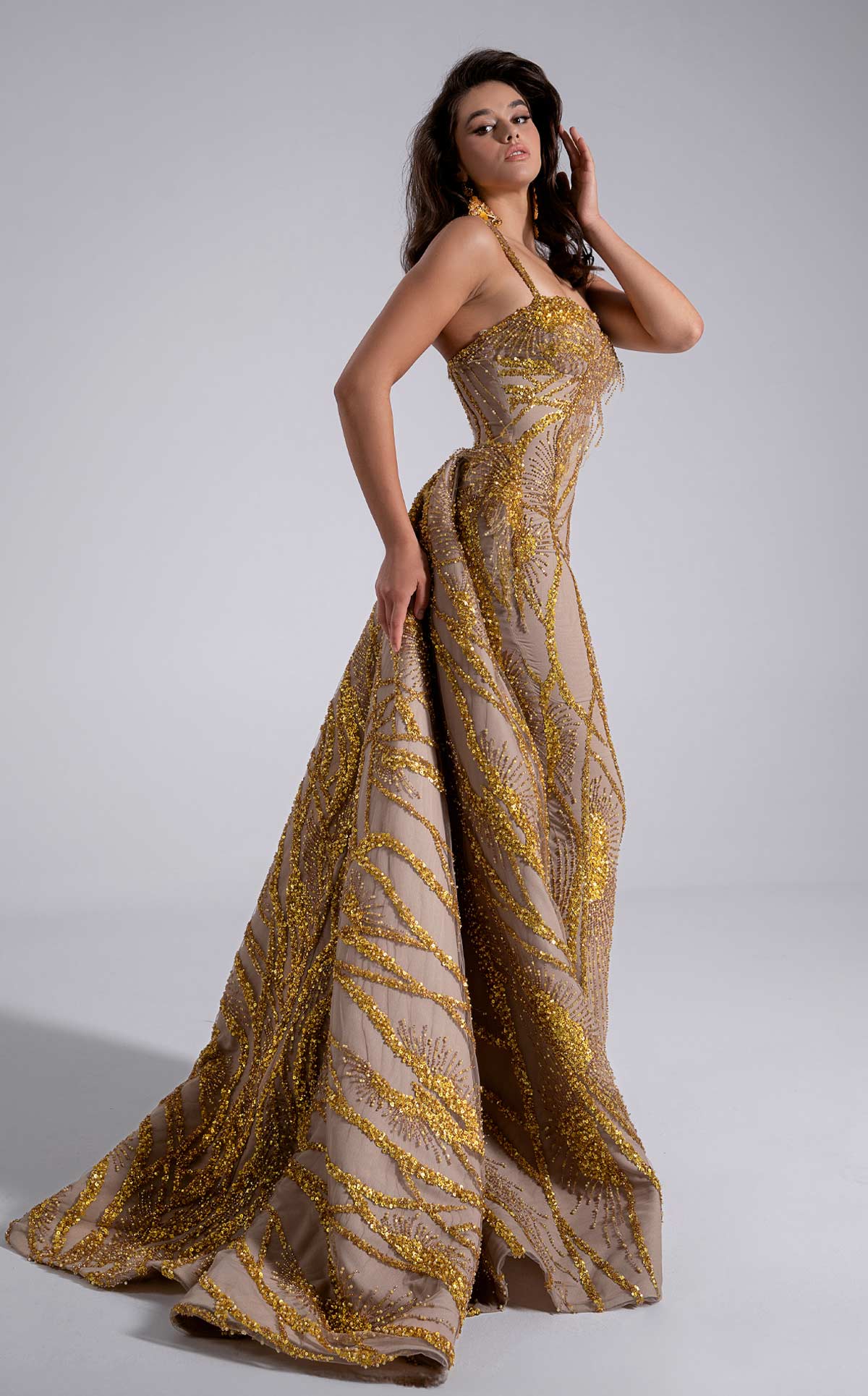 Radiant Gold Masterpiece with Opulent Embroidery F02914