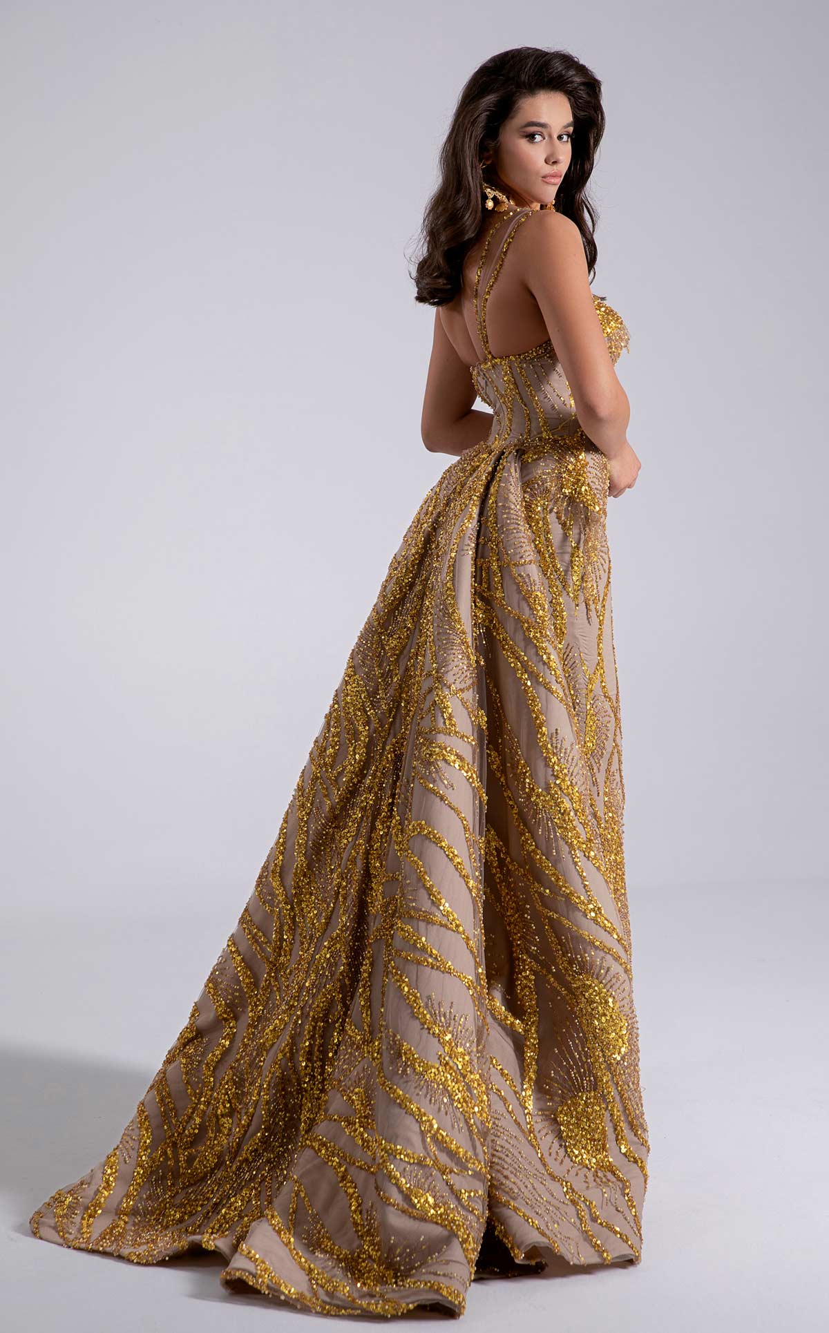 Radiant Gold Masterpiece with Opulent Embroidery F02914