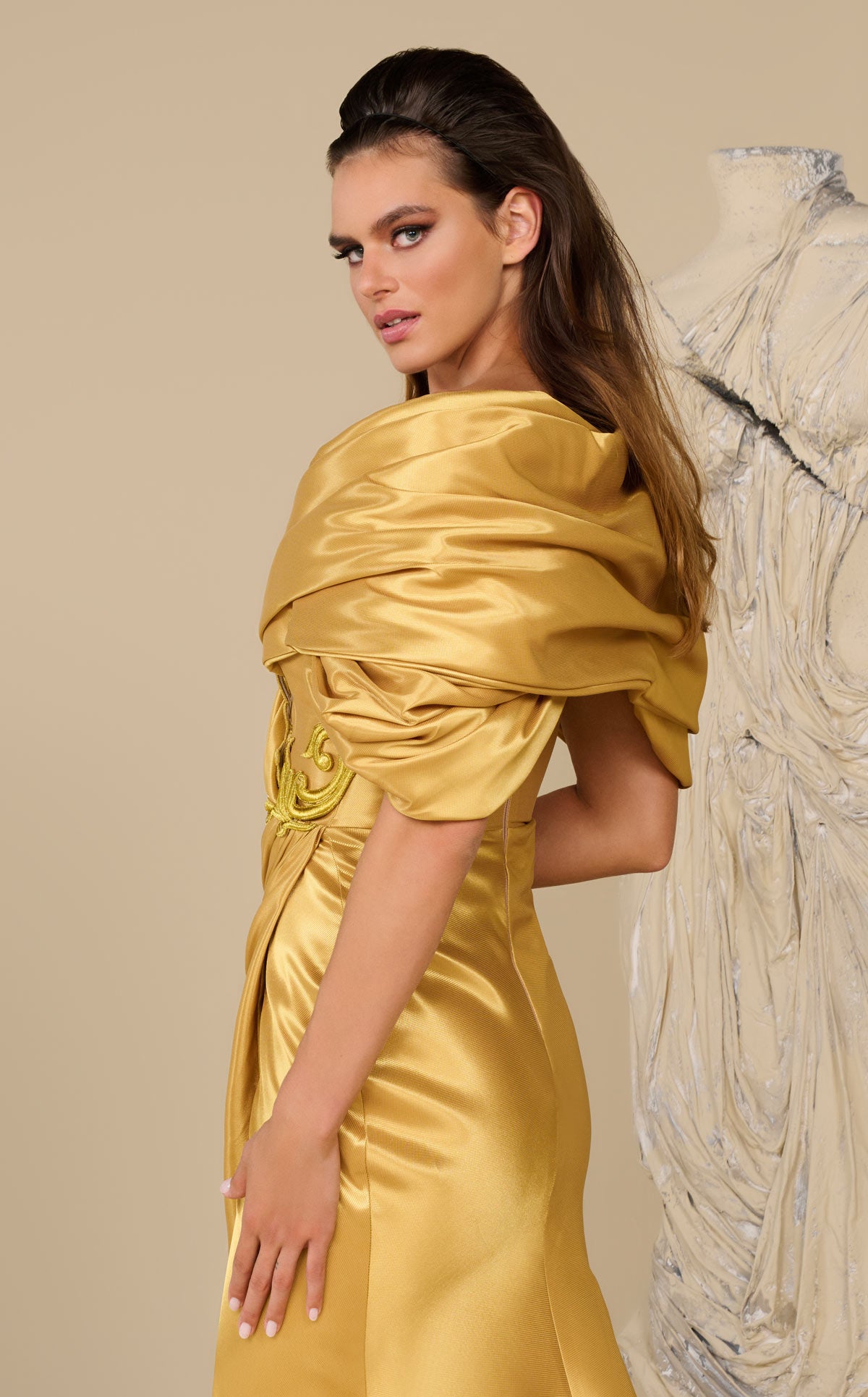 Elegant Golden Drape Evening Gown - V-Neck Long Sleeve Formal Dress F02946