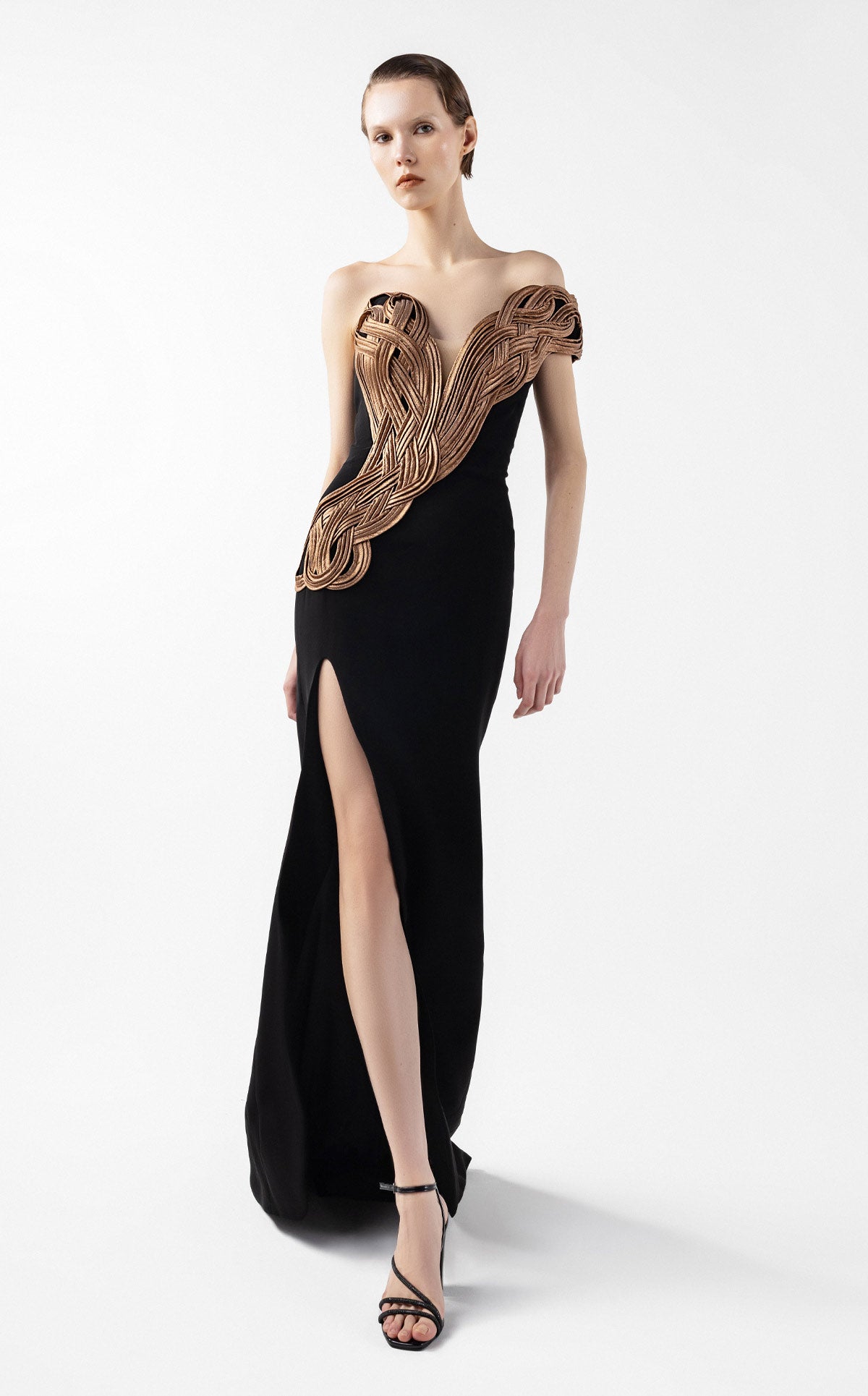 Midnight Noir Elegance with Sculptural Bronze Accents G2043