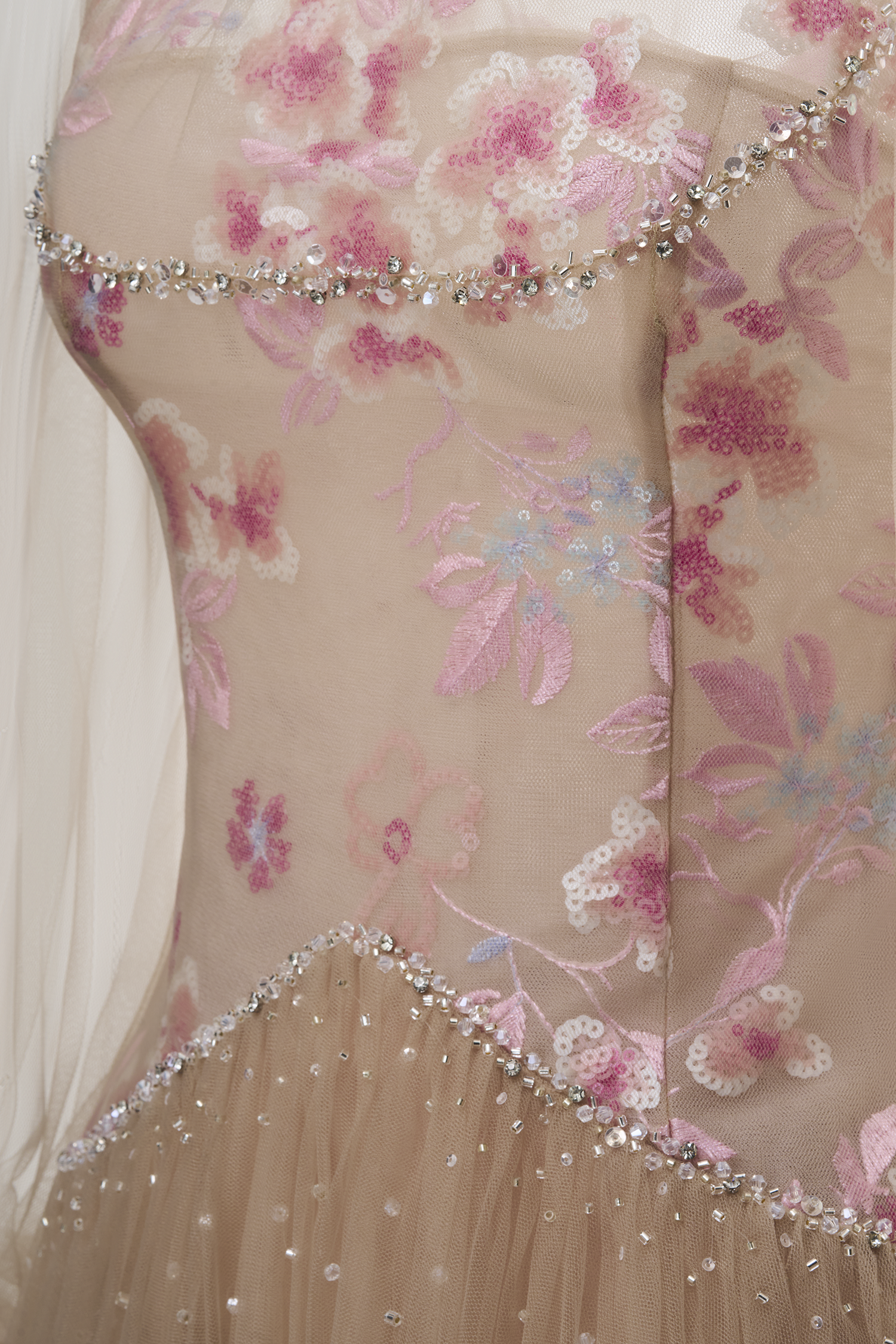 ILUMIA DRESS