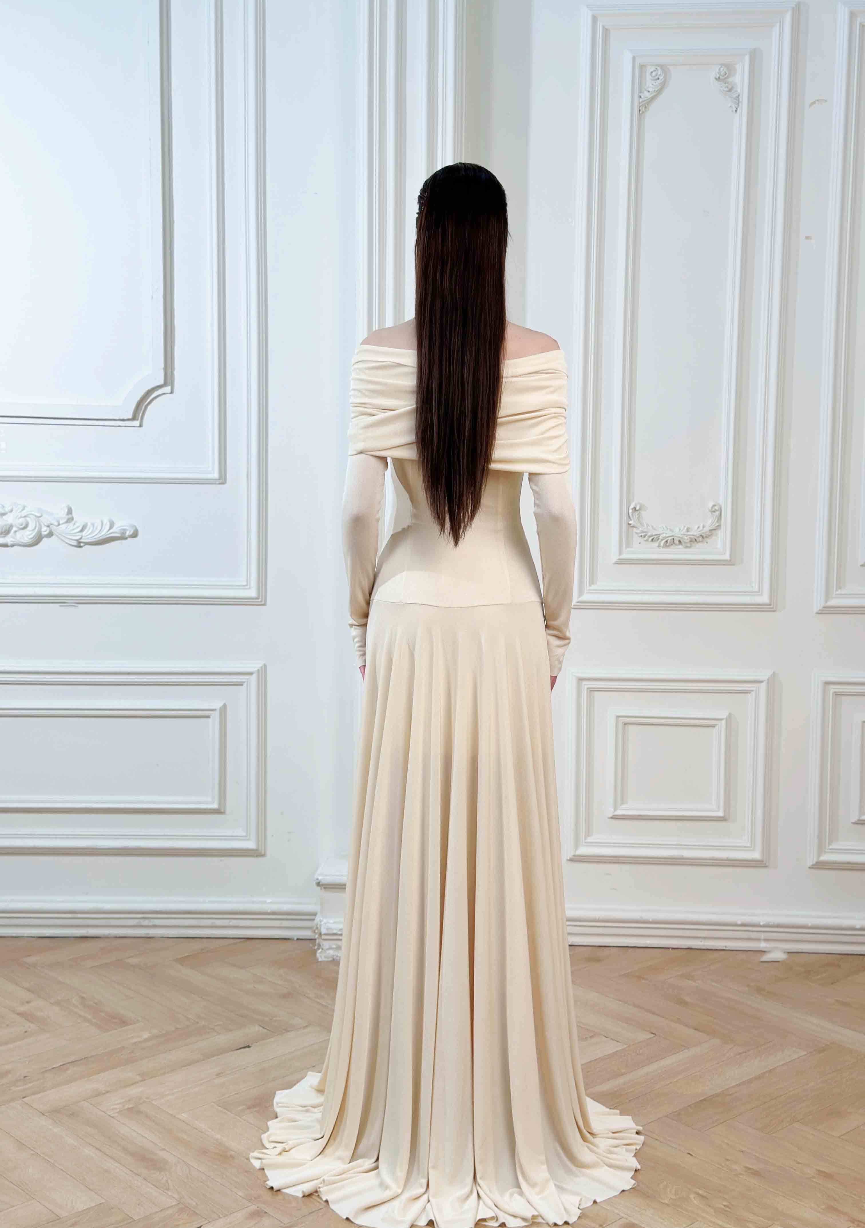 Ari Dress – Ivory Cream Maxi Dress