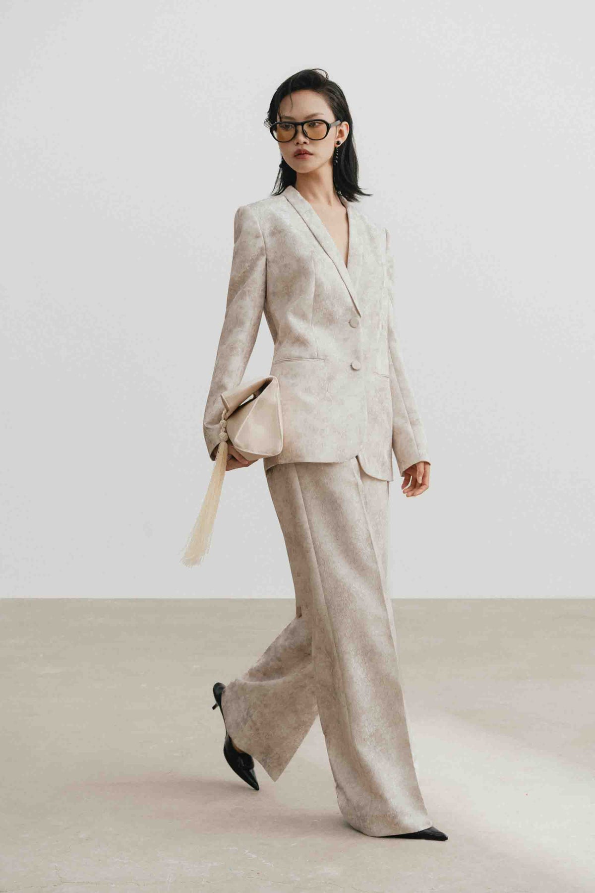 Jacquard V-Neck Blazer Set Design