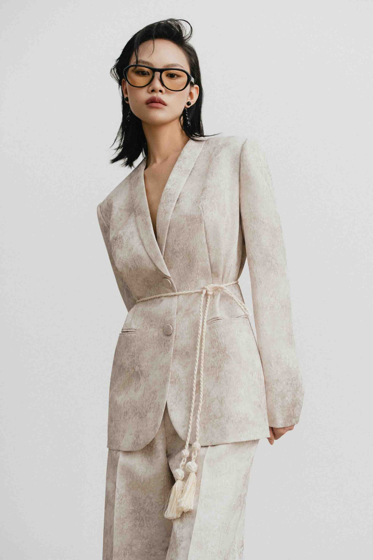 Jacquard V-Neck Blazer Set Design