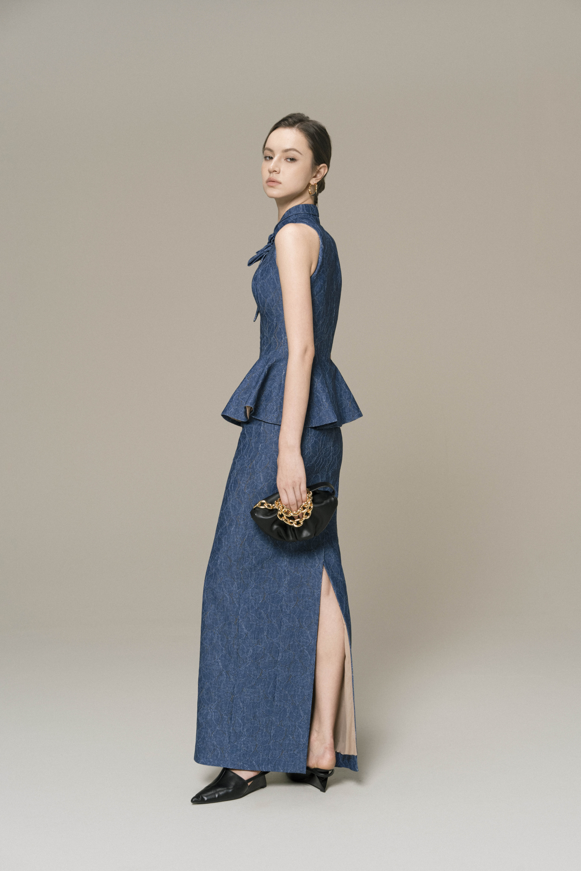 Floral Denim sleeveless Top & Midi Skirt