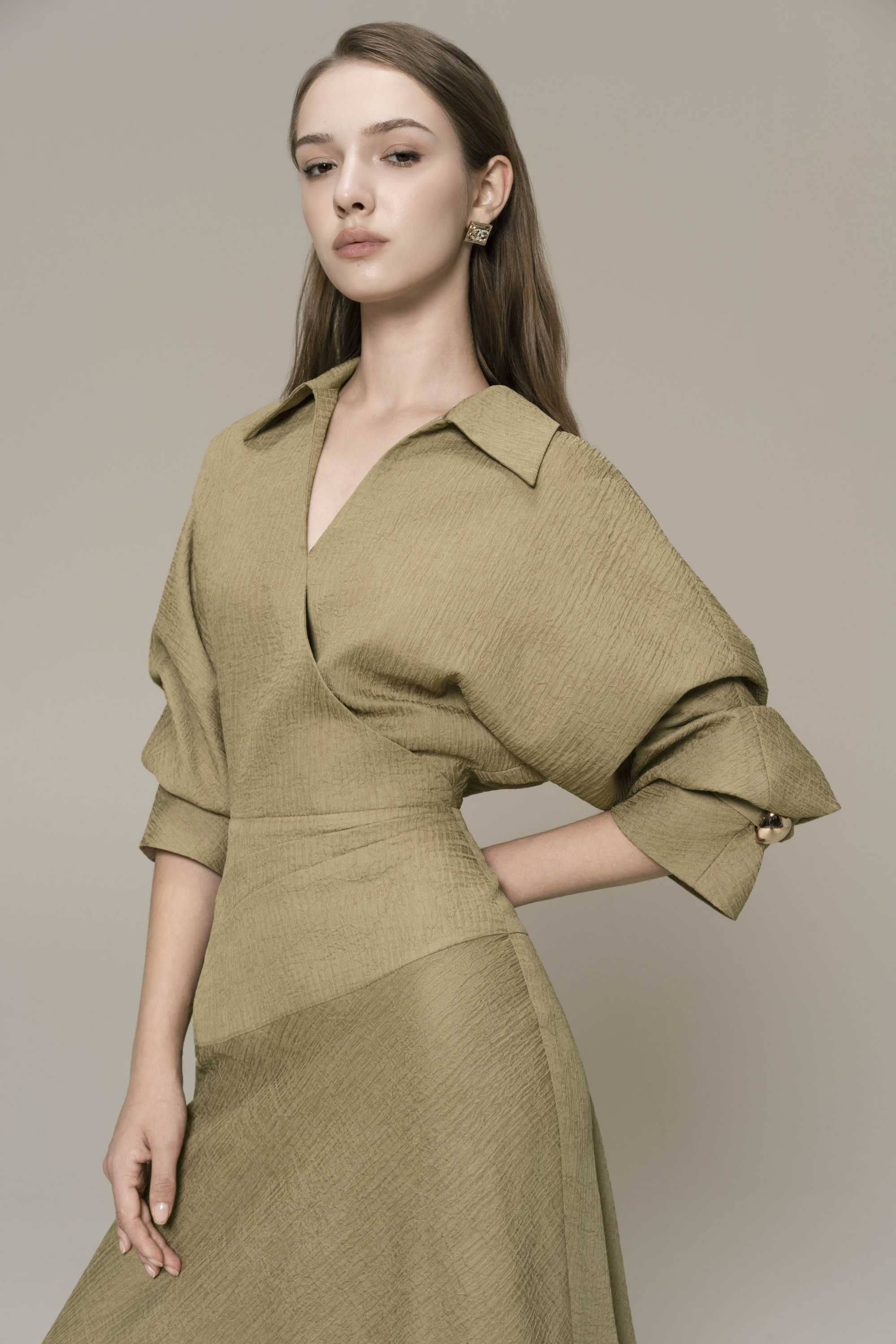 Dewlight Midi Dress in Warm Taupe