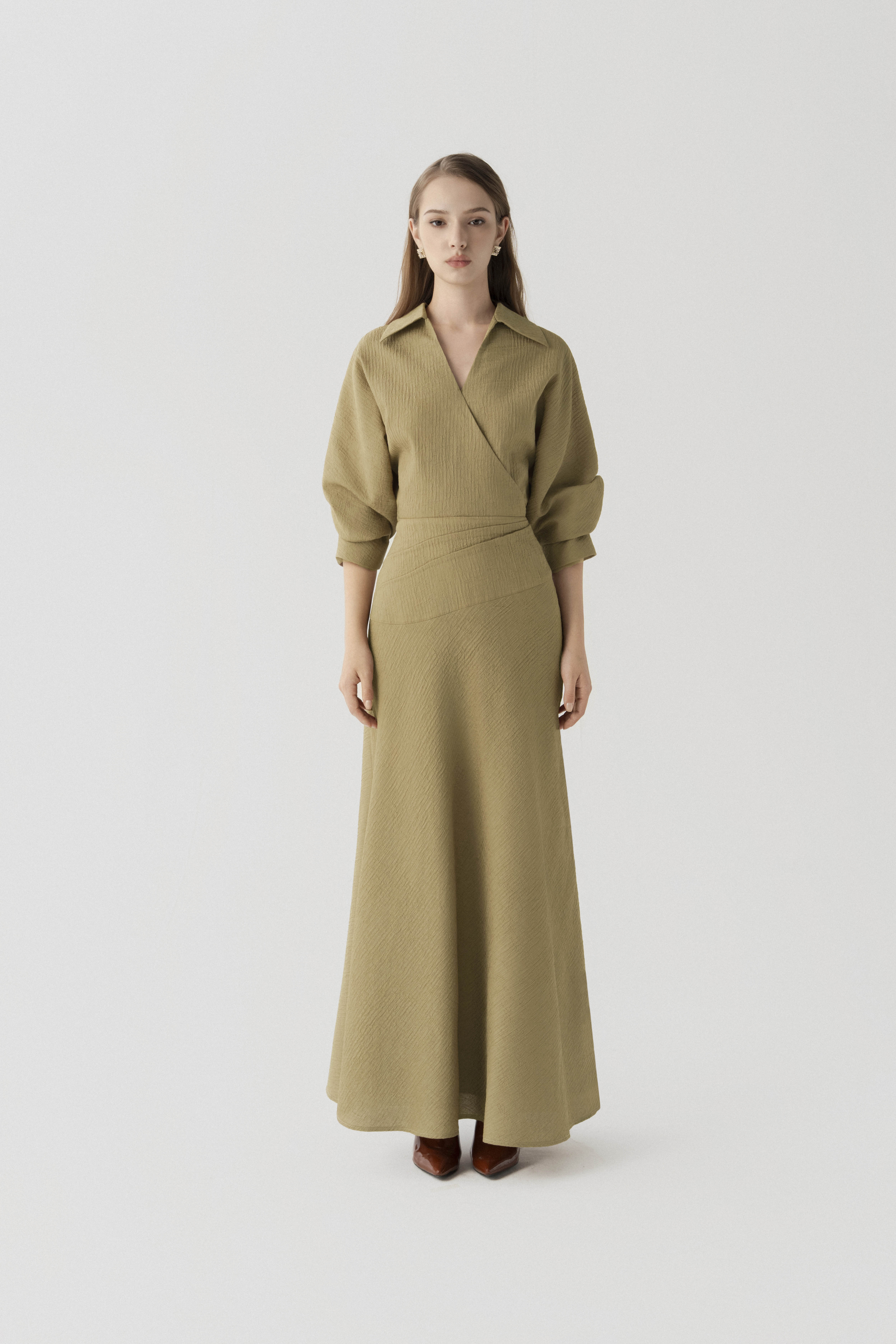 Dewlight Midi Dress in Warm Taupe
