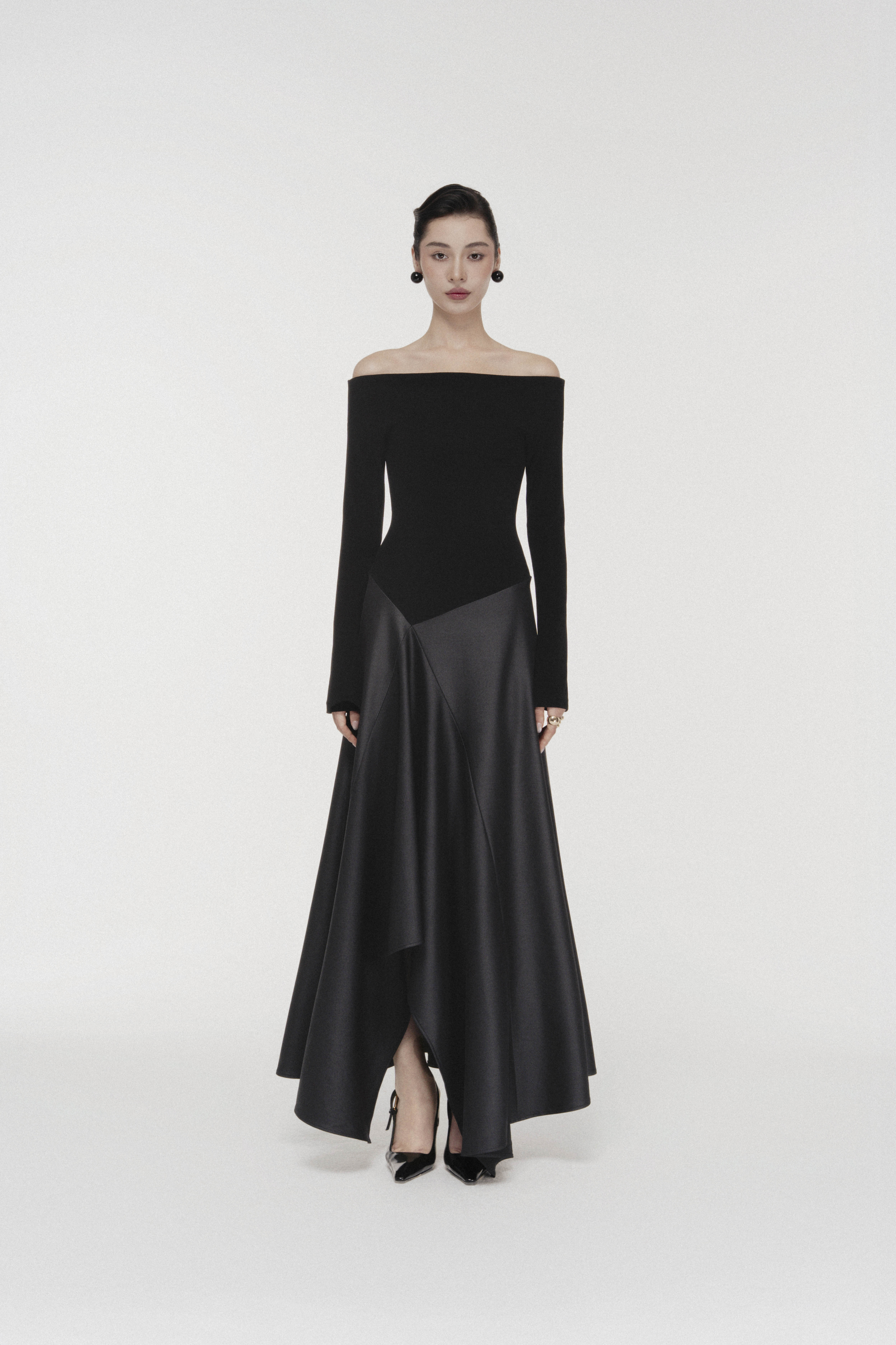 Asymmetric Off-Shoulder A-Line Midi in Black