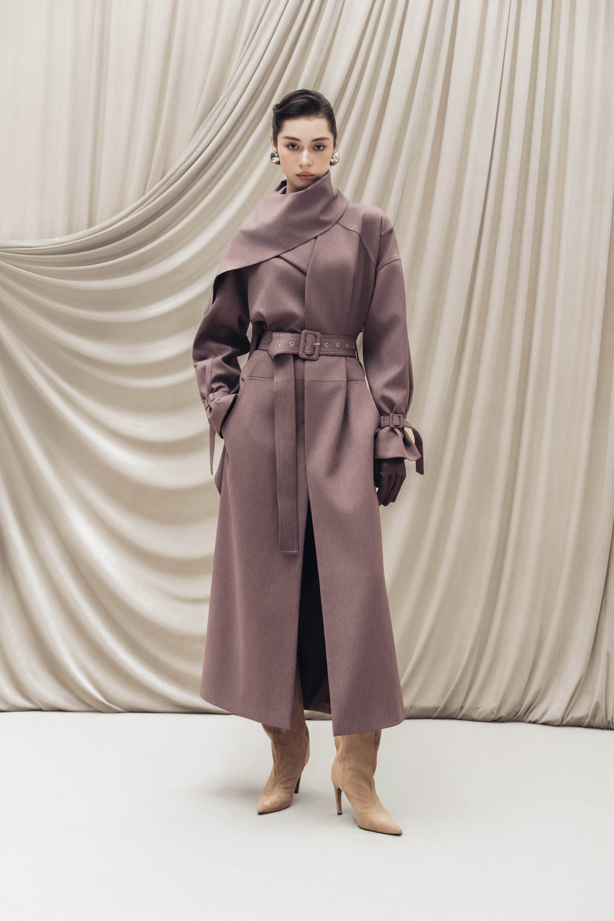 Cape-Collar Structured Trench Coat in Rose Taupe