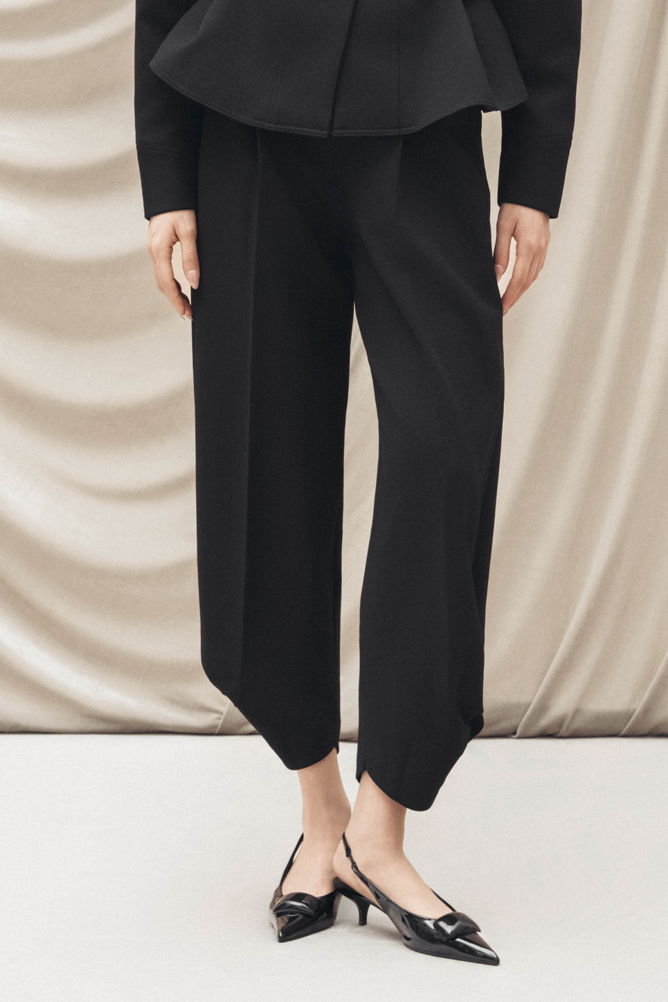 Twisted-Hem Cocoon Pants in Black