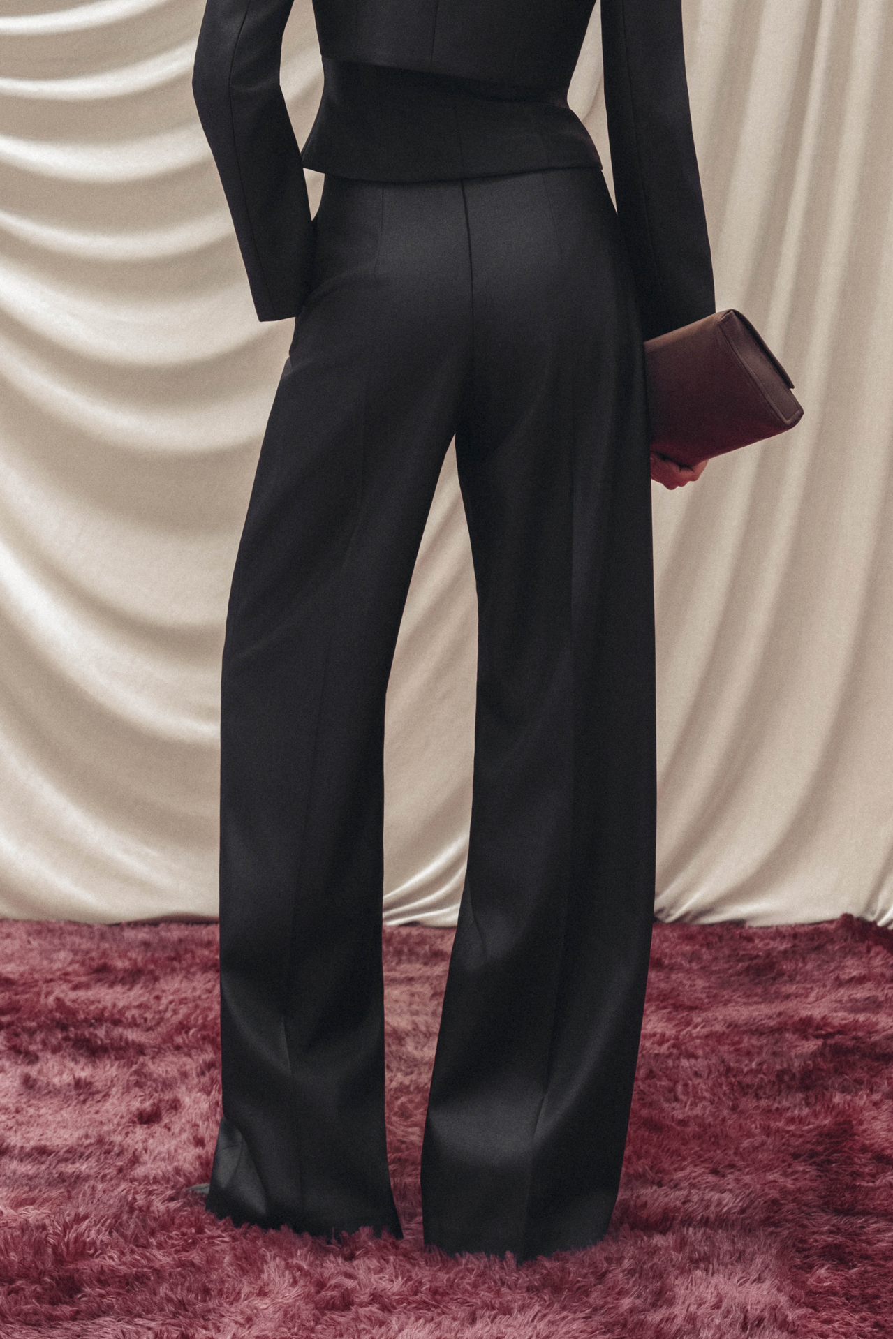 High-Waist Pleated Wide-Leg Trousers in Black