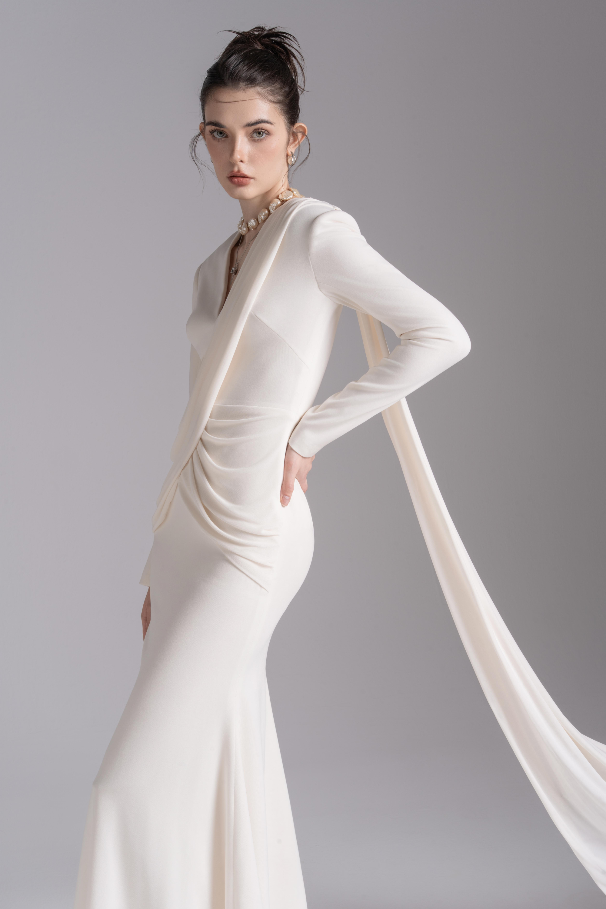 Vest Grace Gown in Light Cream