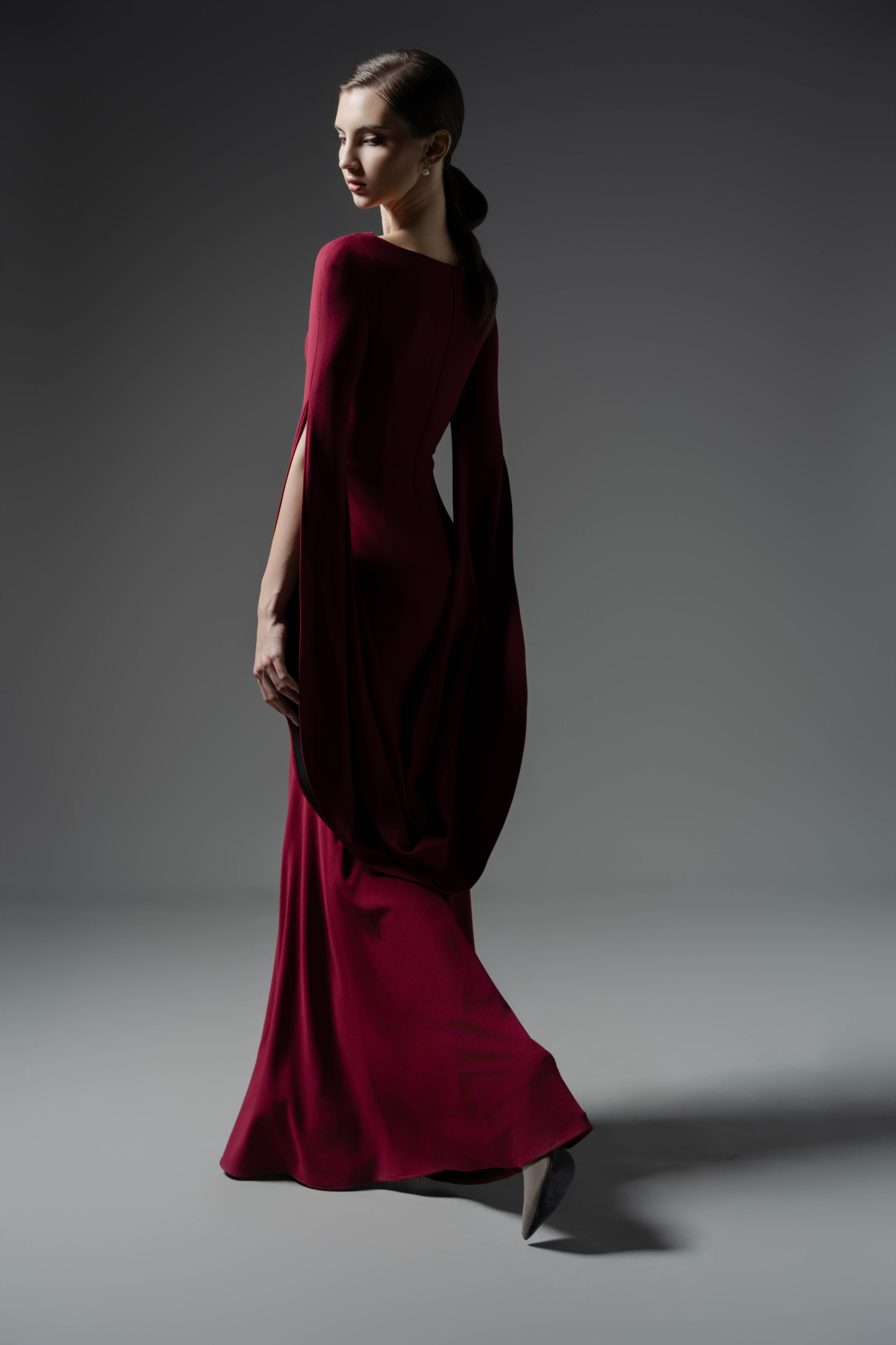 Moonlit Gaze Dress in Claret