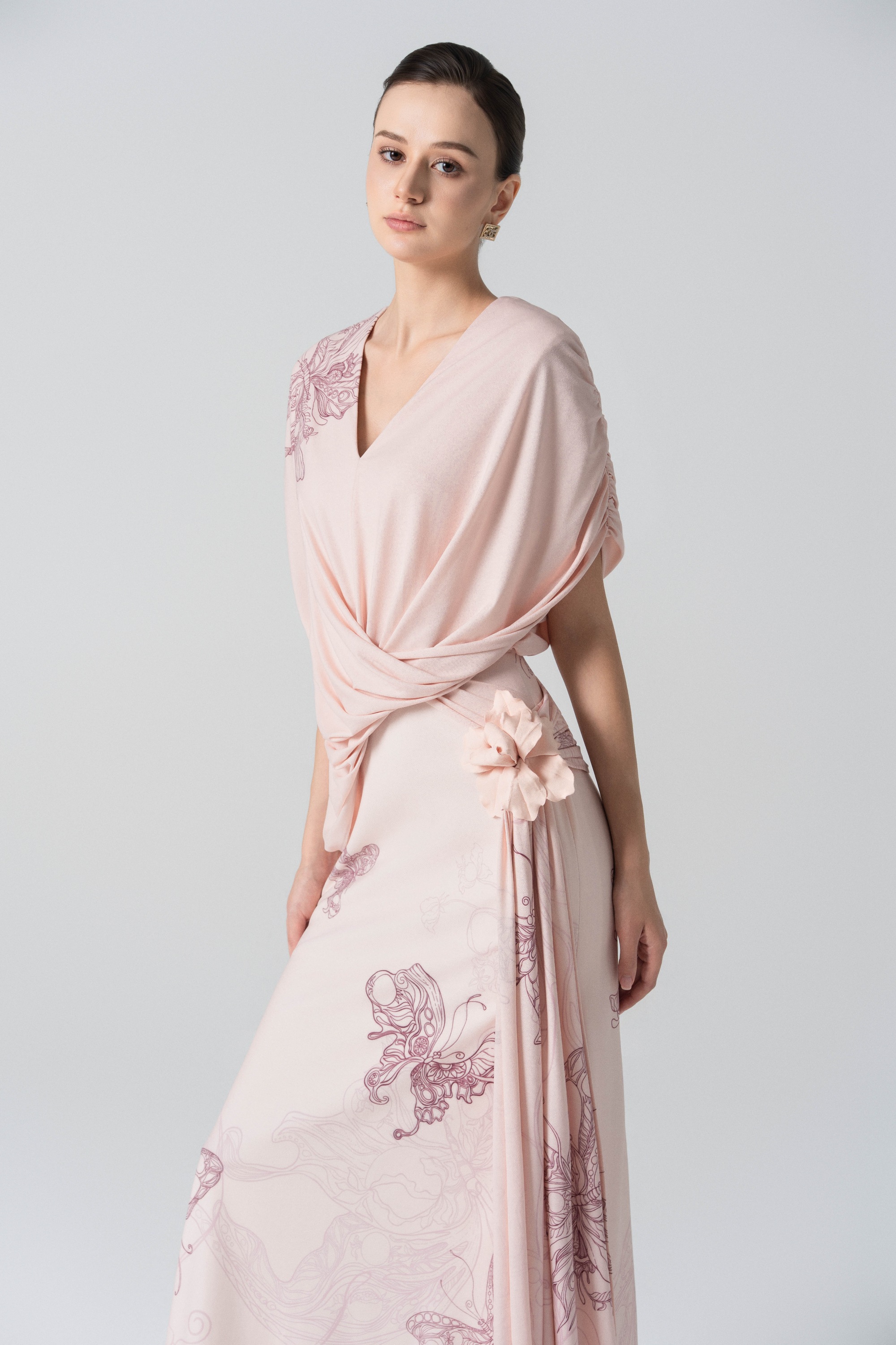 Amethyst Glow Fishtail Dress in Pale Peach