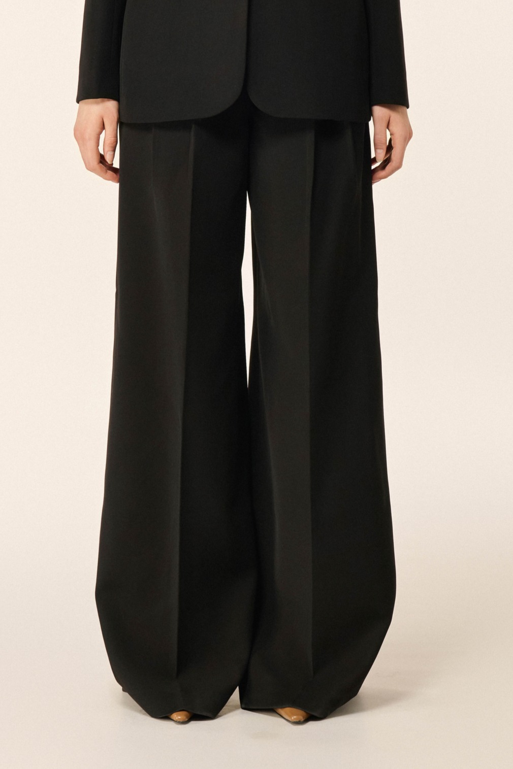 Classic Suit Pants in Black
