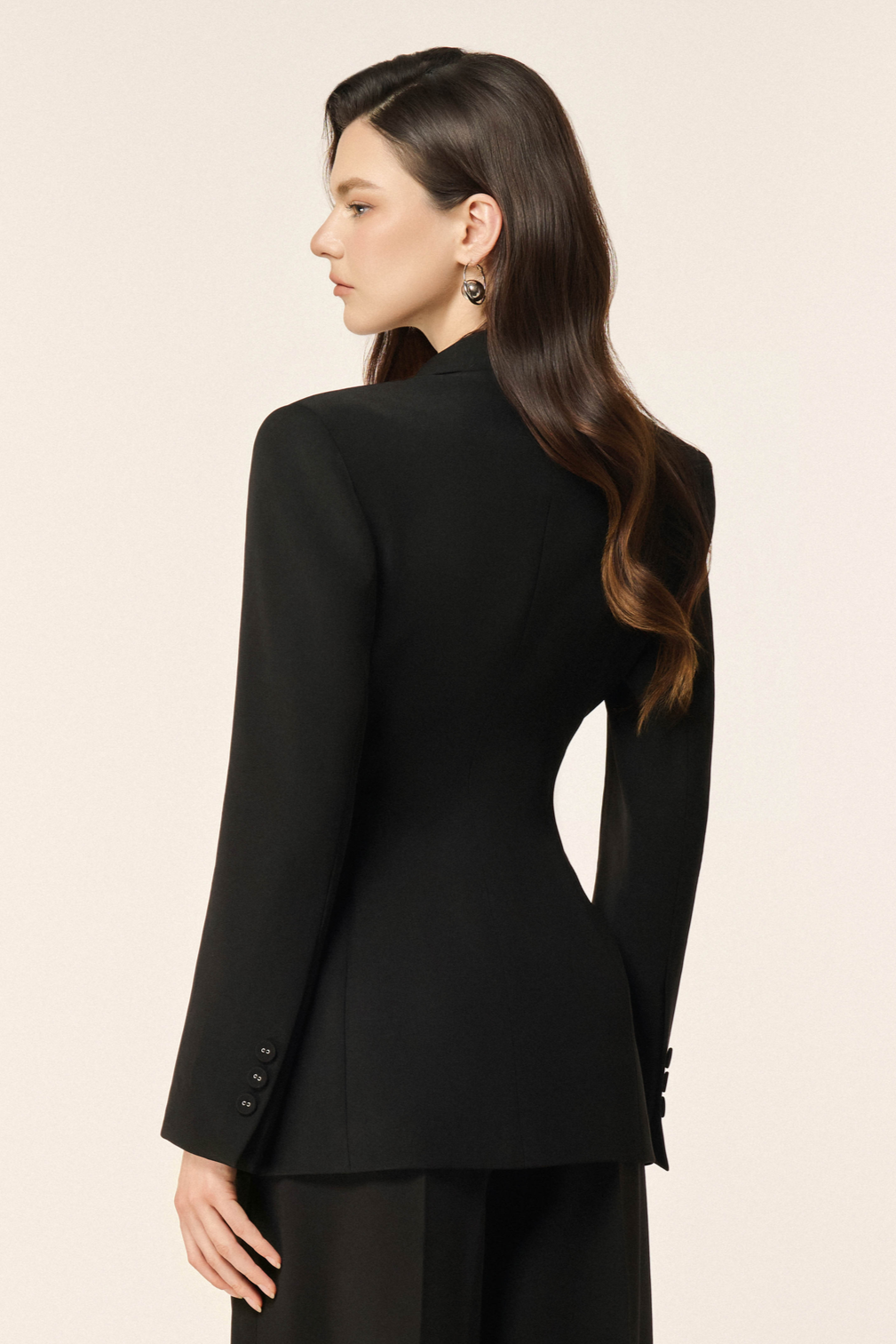 Classic Blazer in Black