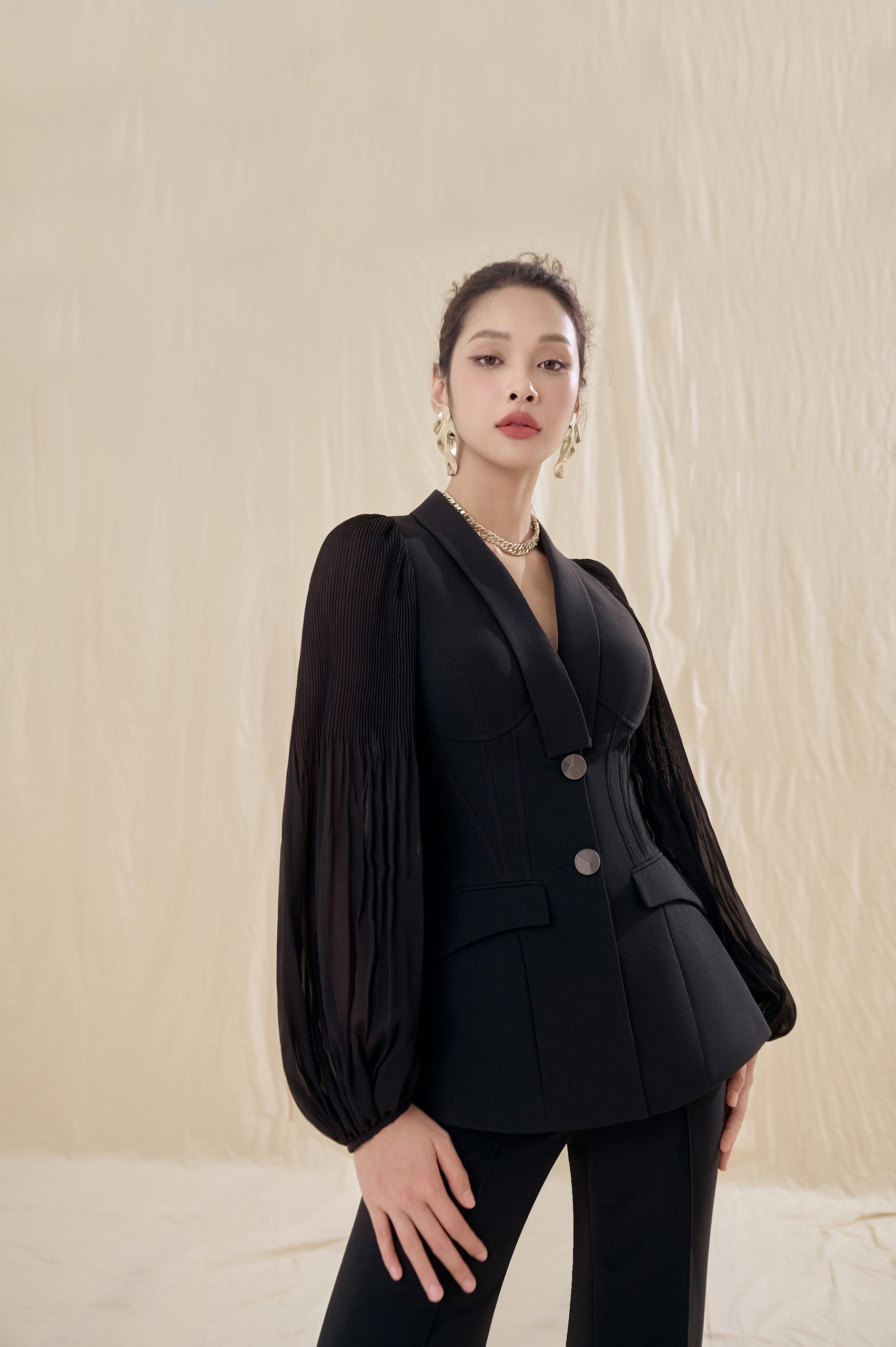 Sana Black Puffy Sleeves Blazer