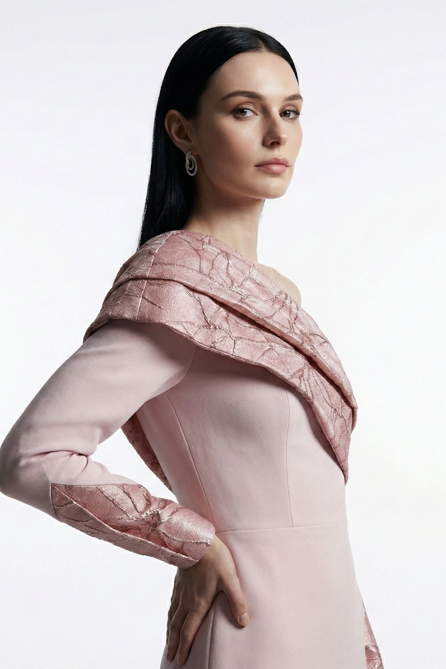 Li Beirut M1192 – One-Shoulder Blush Pink Jacquard Column Evening Gown