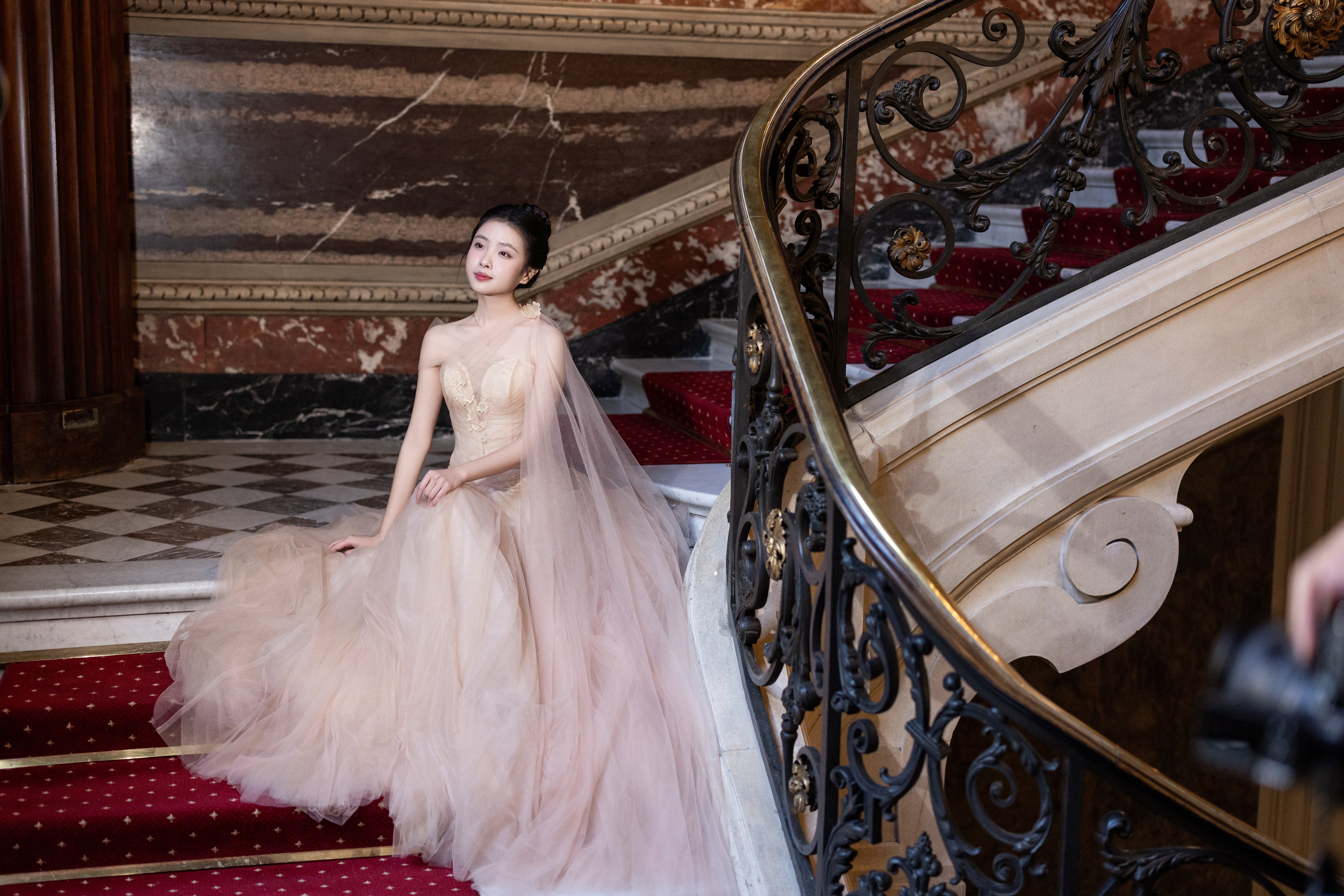 Linh Nga Couture ALT121 Lace Bodice