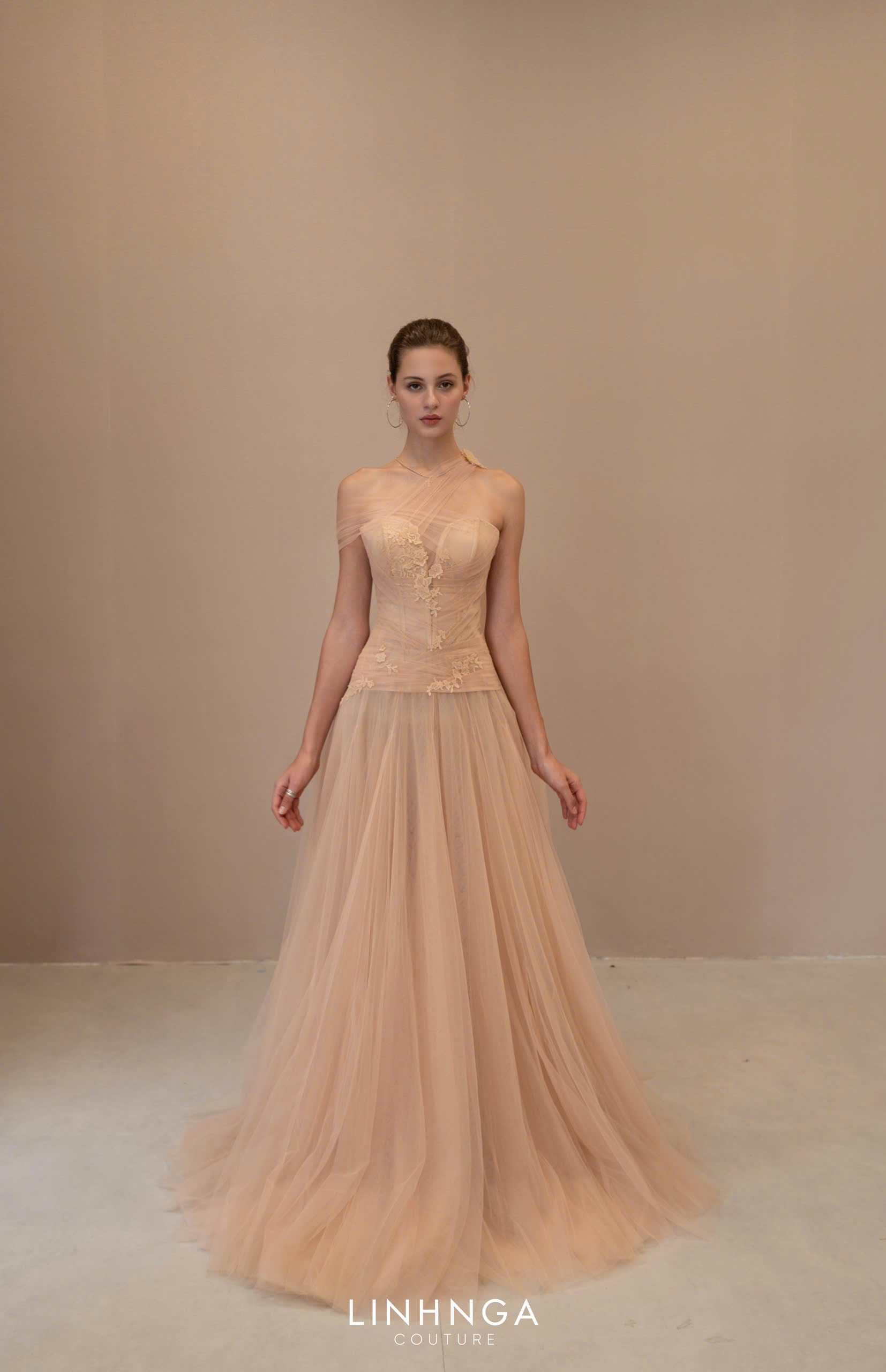 Linh Nga Couture ALT121 Lace Bodice