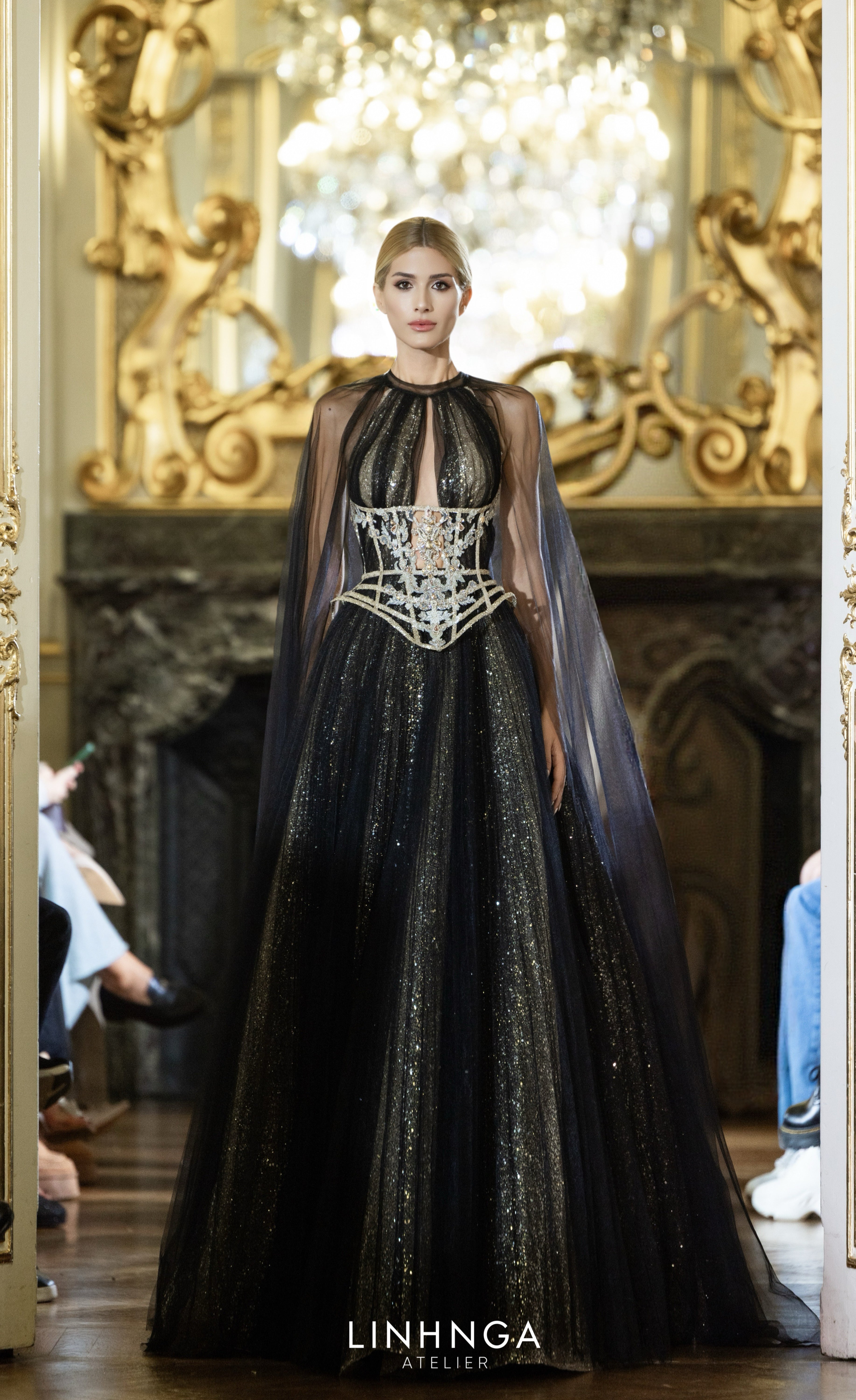 Linh Nga LMBAT250 – Detachable Cape Couture Power