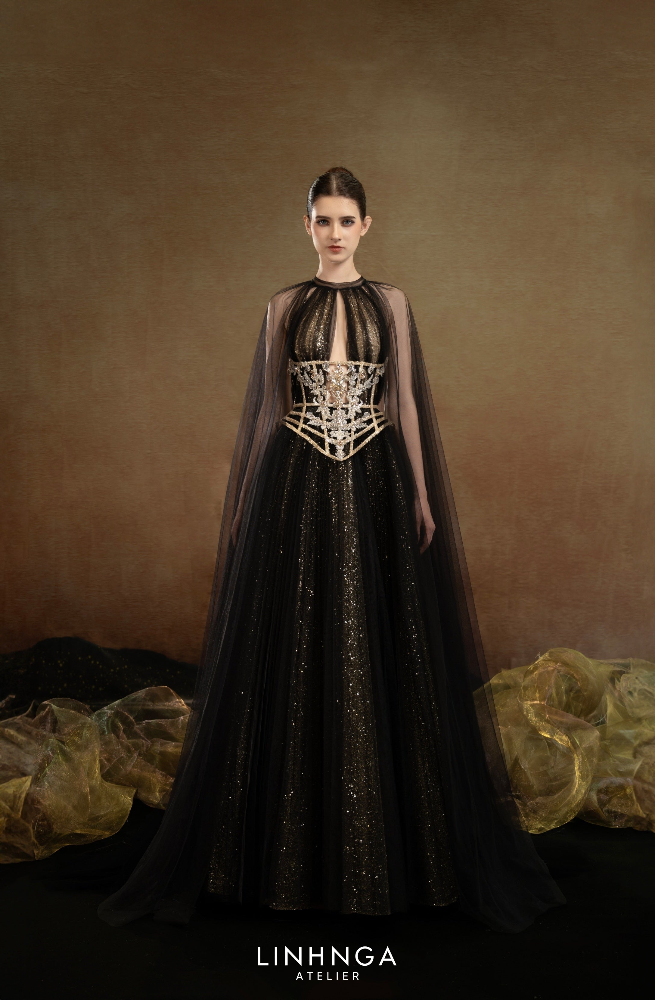 Linh Nga LMBAT250 – Detachable Cape Couture Power