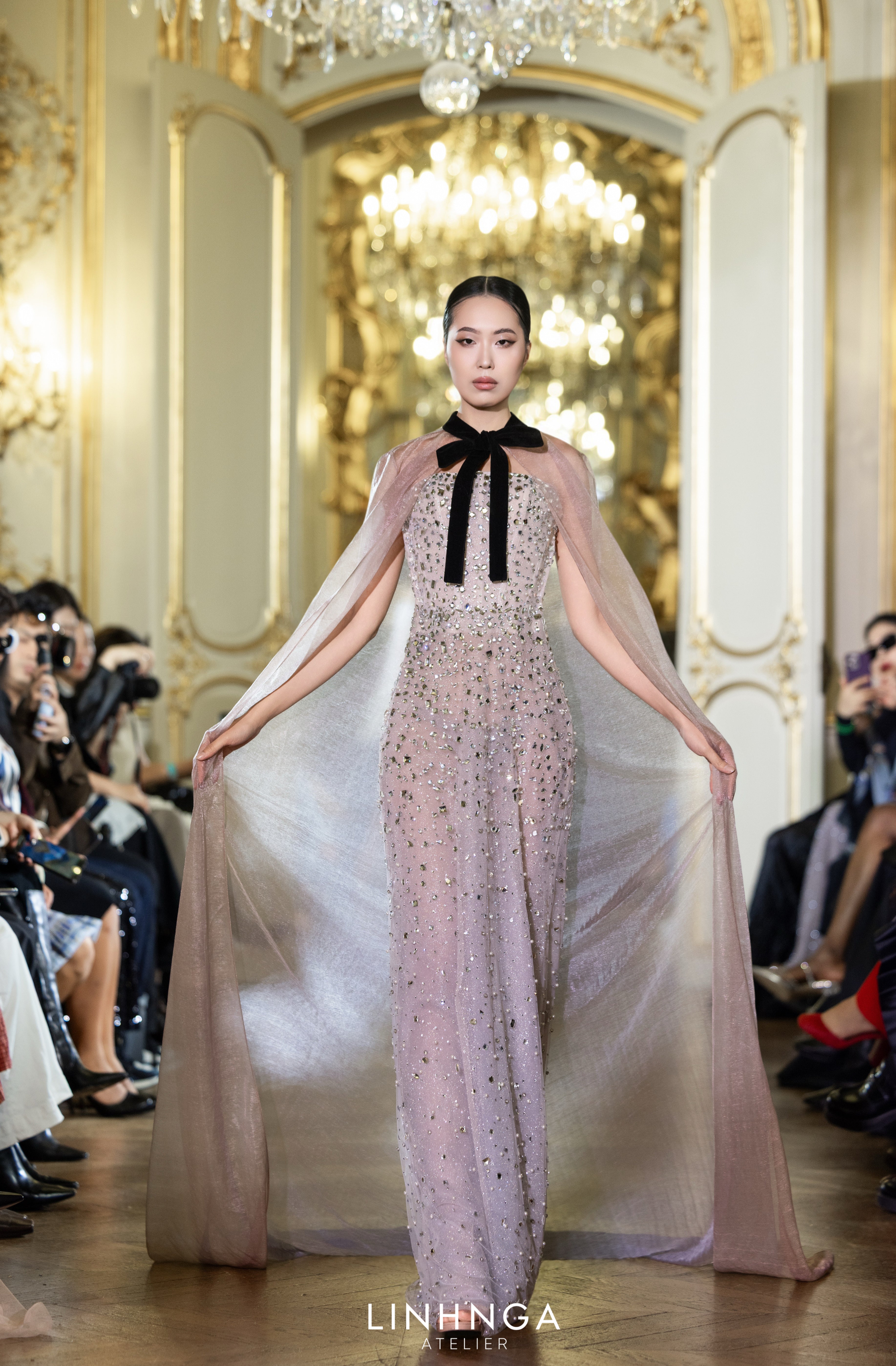 Linh Nga LXBAT245 – Luxury Fishtail Gown